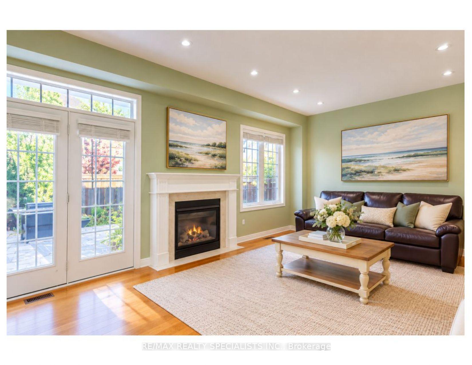 Photo 3 of 3428 Stoney Crescent, Mississauga, Churchill Meadows — HOMEH
