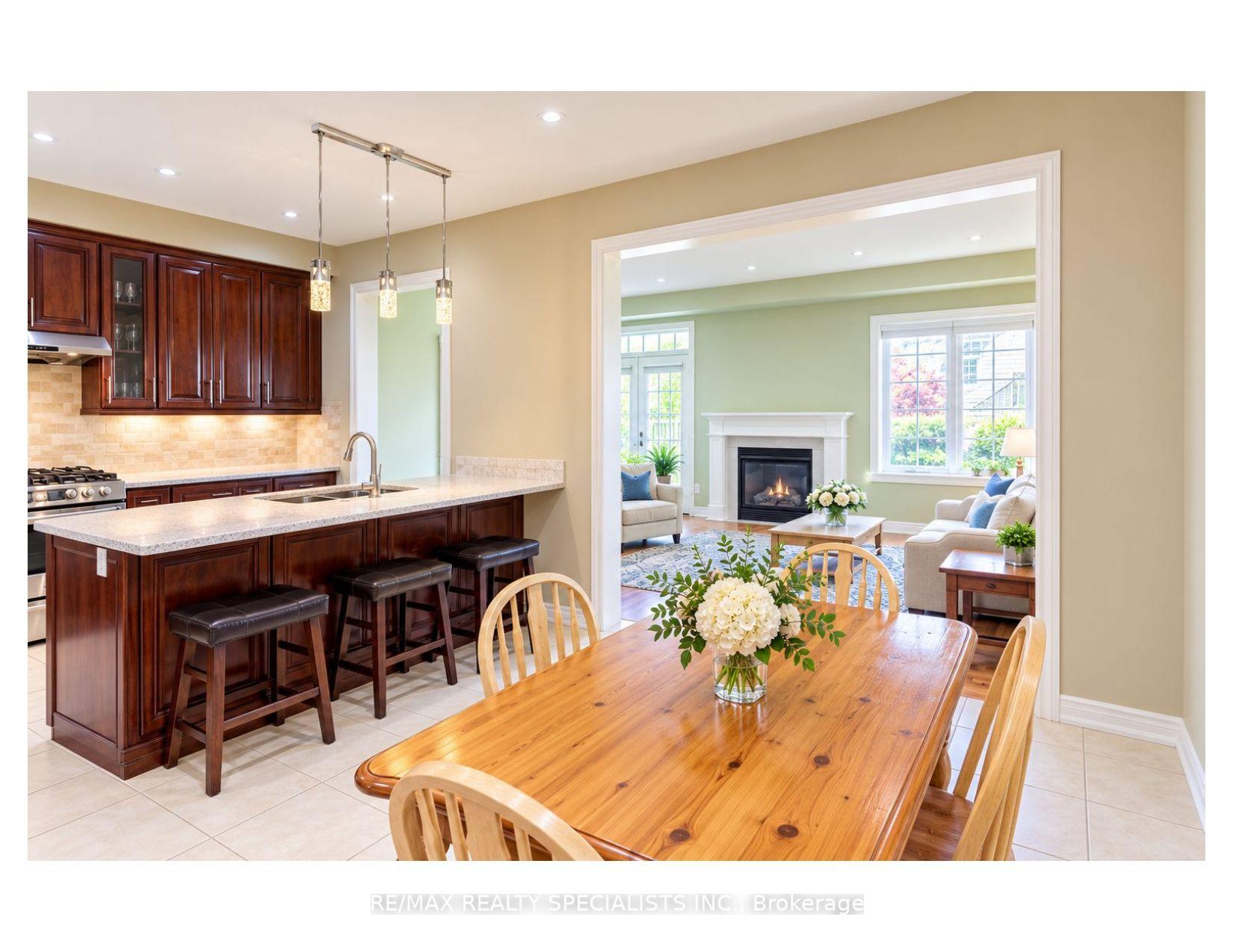 Photo 8 of 3428 Stoney Crescent, Mississauga, Churchill Meadows — HOMEH