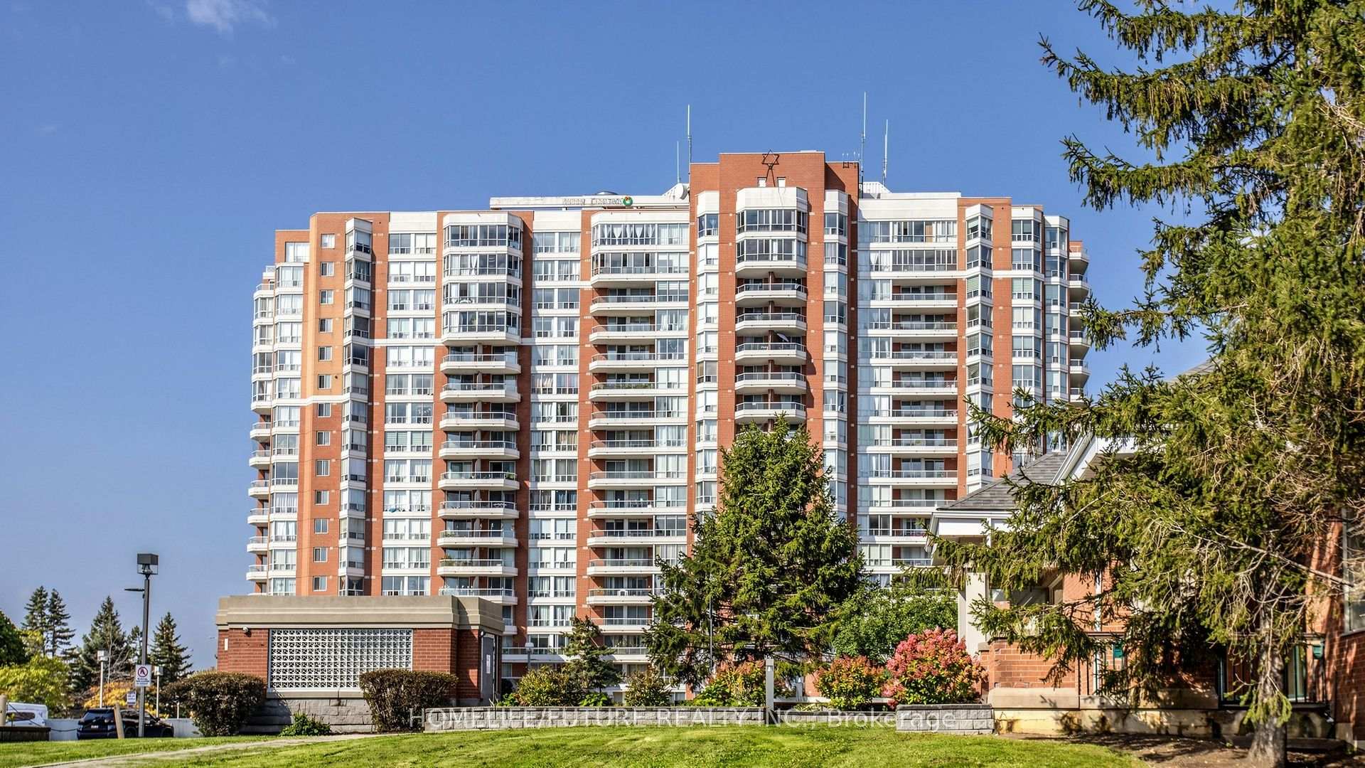 Photo of Unit 1008, 430 Mclevin Avenue