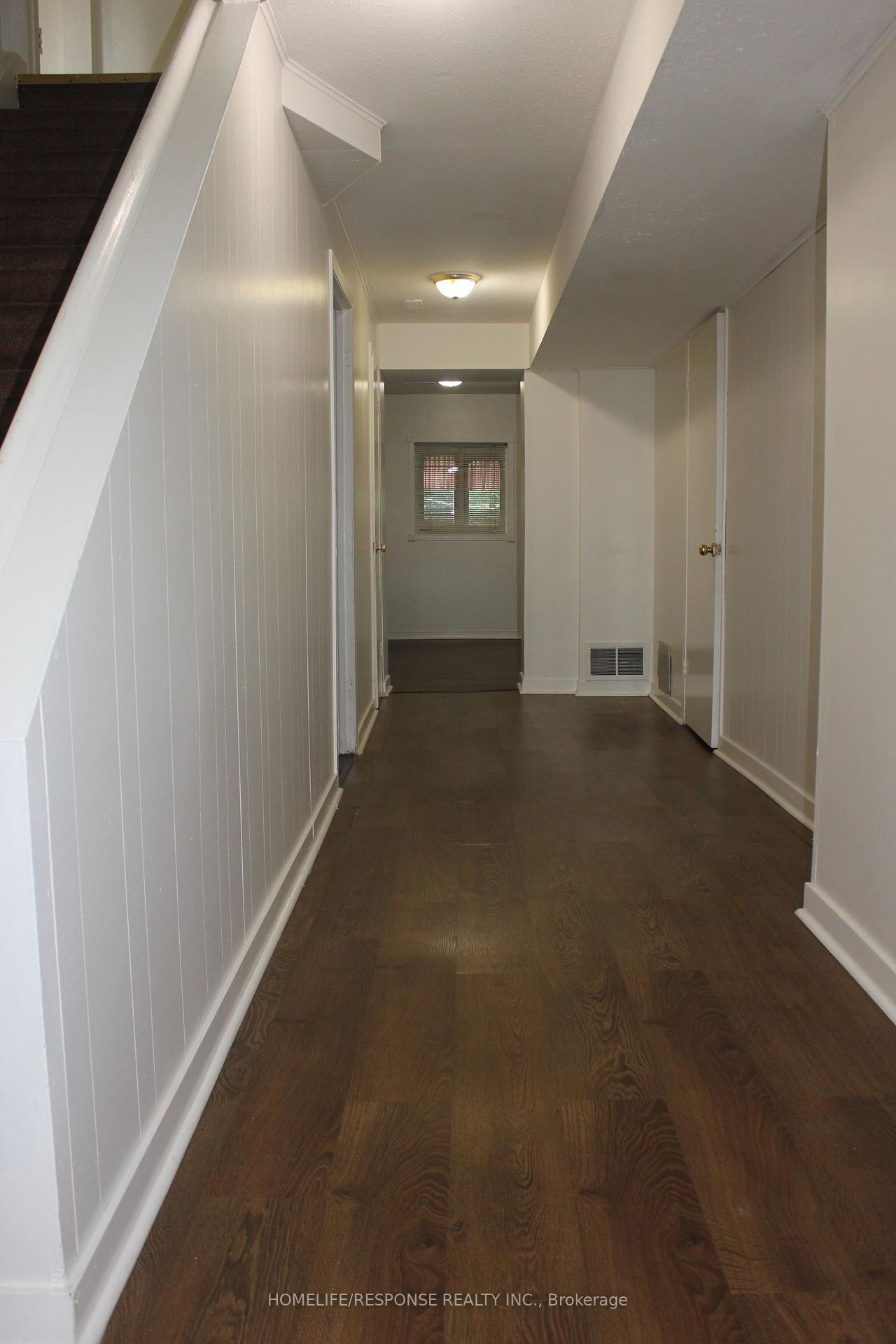 Photo 4 of Unit Lower, 20 Nootka Crescent, North York, Pleasant View — HOMEH