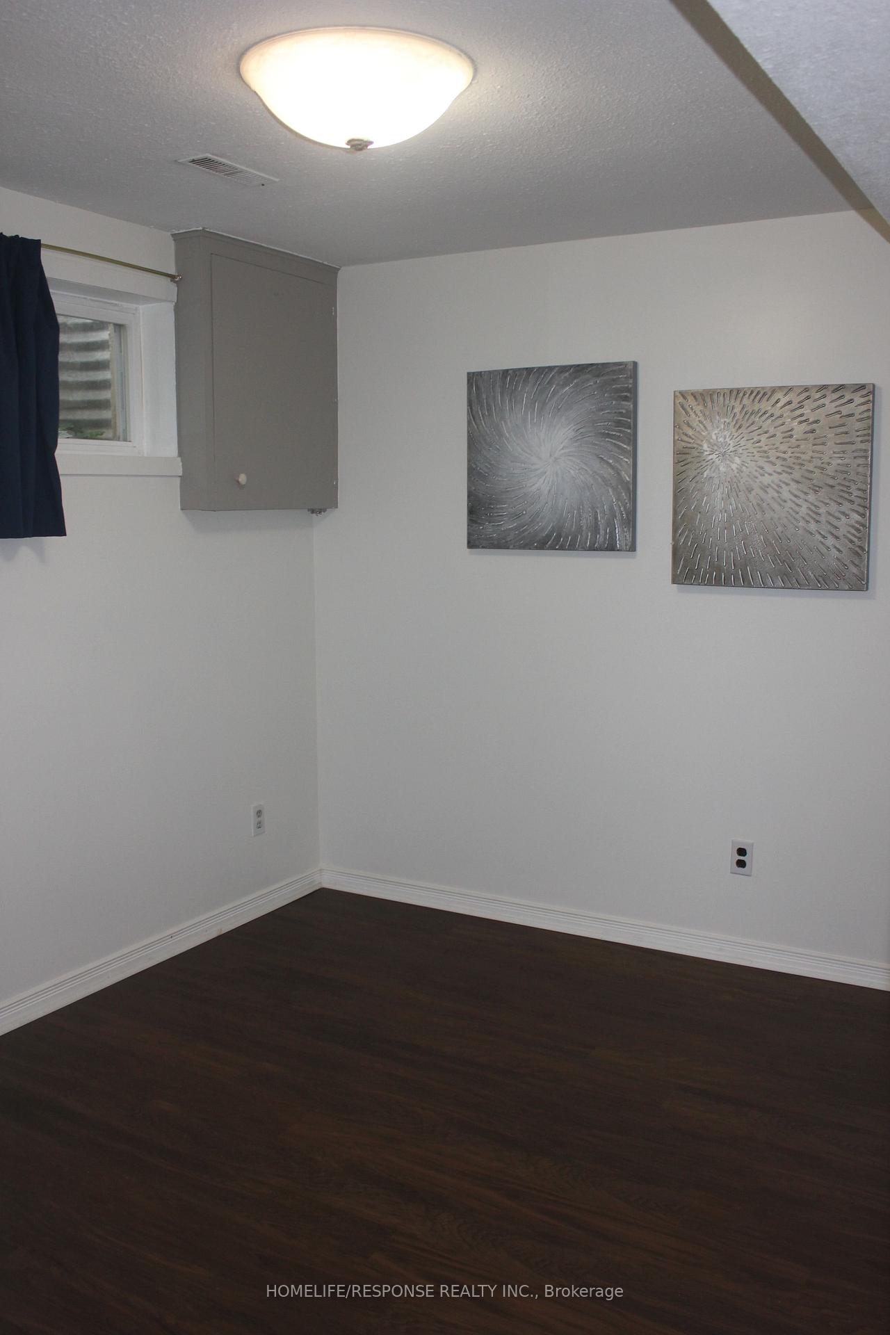 Photo 5 of Unit Lower, 20 Nootka Crescent, North York, Pleasant View — HOMEH
