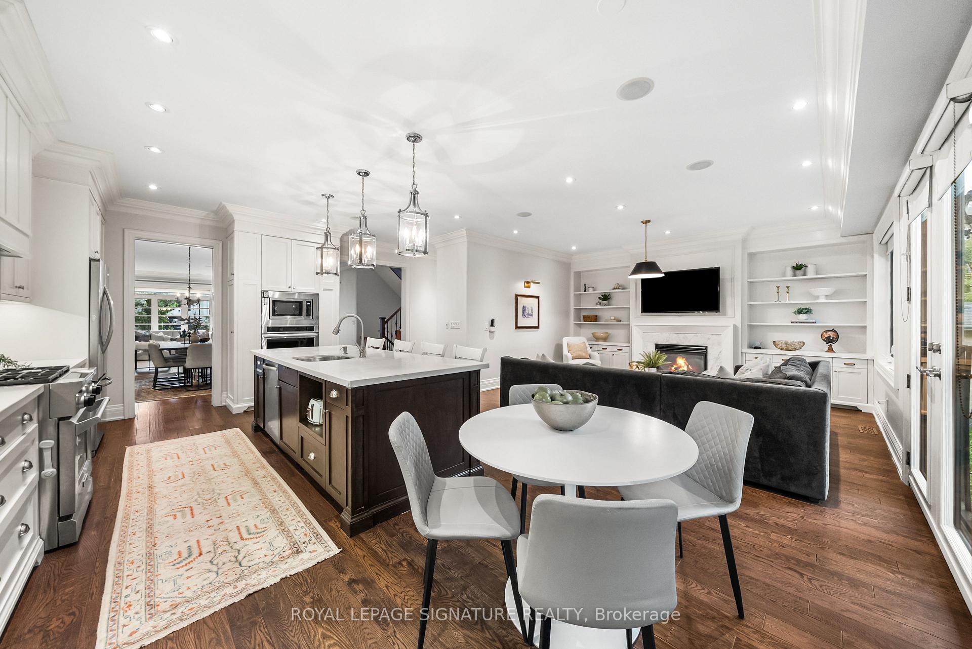 Photo of 39 Regina Avenue