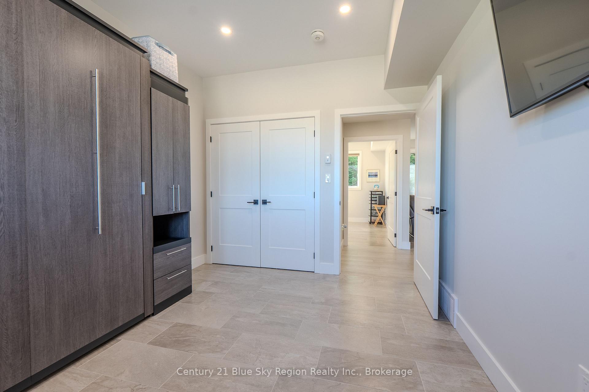 Photo 47 of 51 Welkin Grove, North Bay, Airport — HOMEH