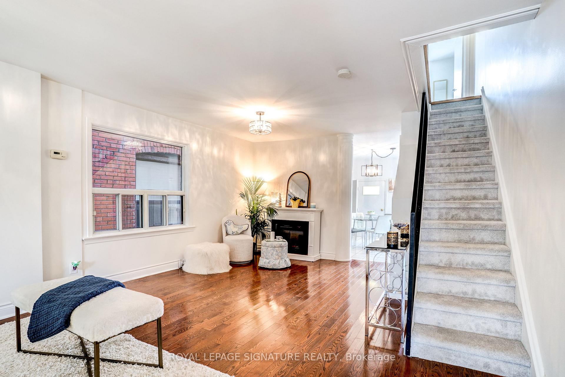 Photo 3 of 105 Earlscourt Avenue, Toronto, Corso Italia-Davenport — HOMEH