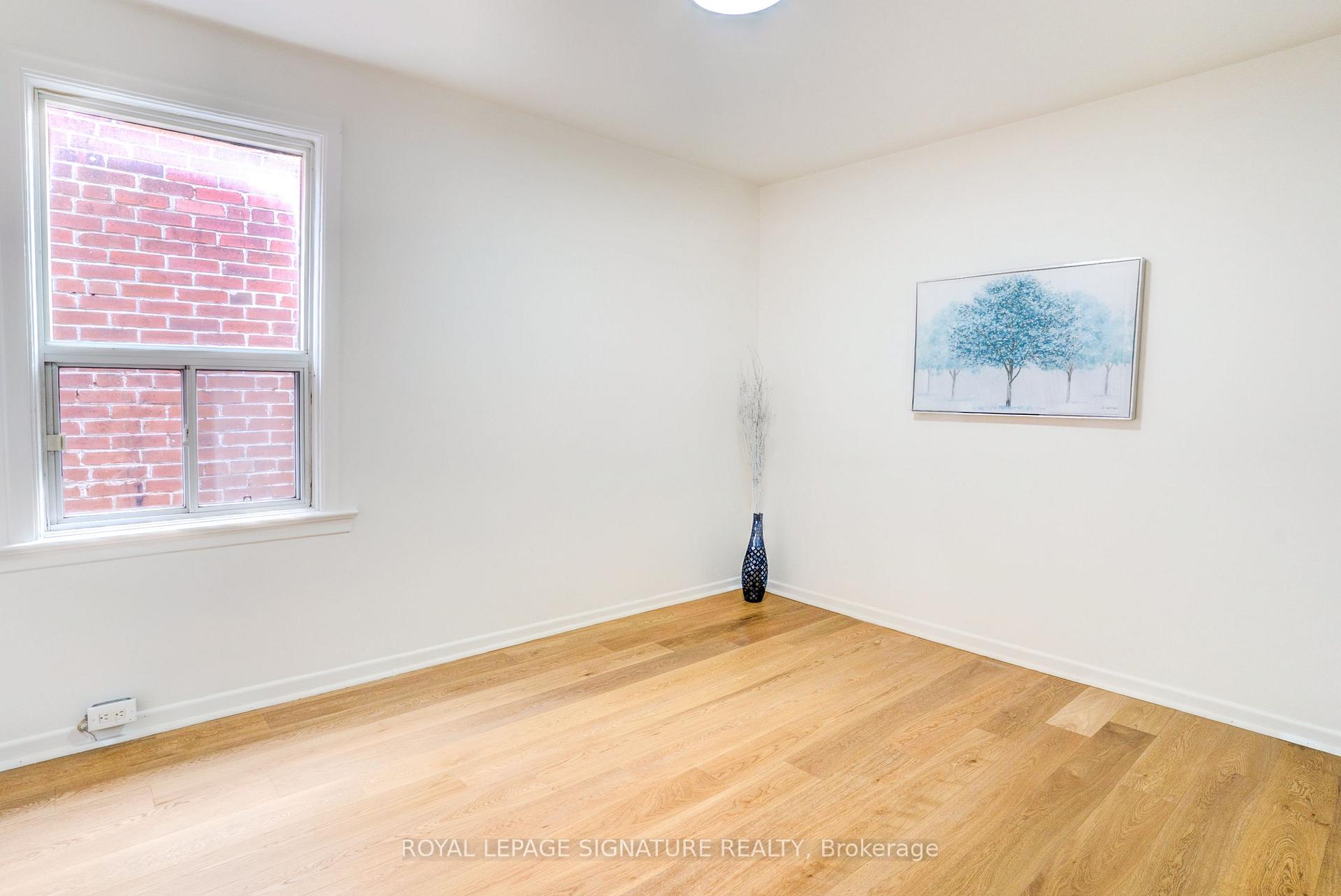 Photo 12 of 105 Earlscourt Avenue, Toronto, Corso Italia-Davenport — HOMEH