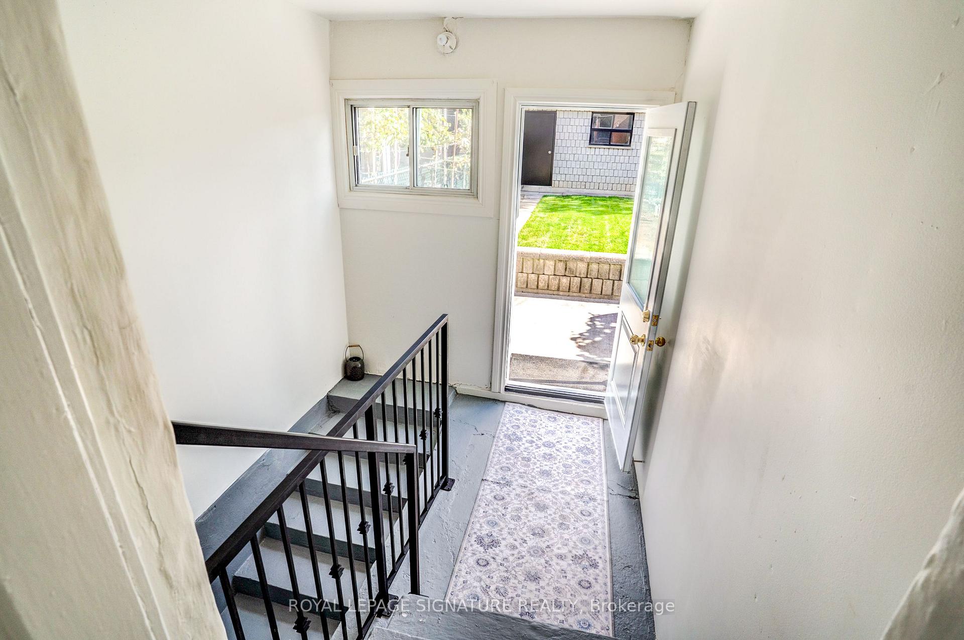 Photo 15 of 105 Earlscourt Avenue, Toronto, Corso Italia-Davenport — HOMEH