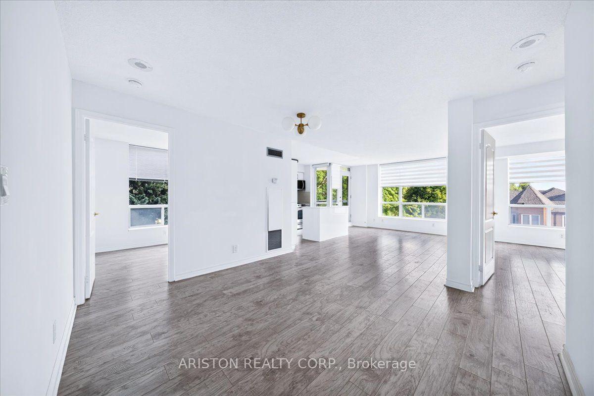 Photo 4 of Unit 409, 745 New Westminster Drive, Vaughan, Brownridge — HOMEH