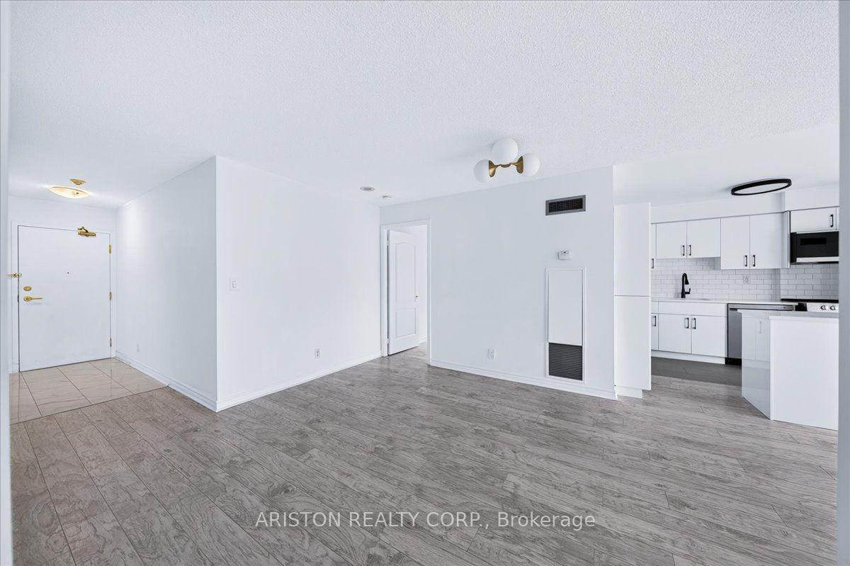 Photo 18 of Unit 409, 745 New Westminster Drive, Vaughan, Brownridge — HOMEH