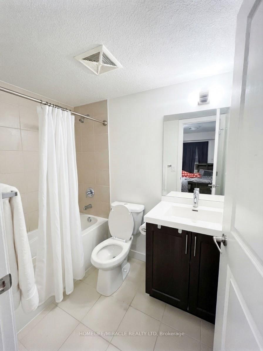 Photo 11 of Unit 826, 2 Eva Road, Etobicoke, Etobicoke West Mall — HOMEH