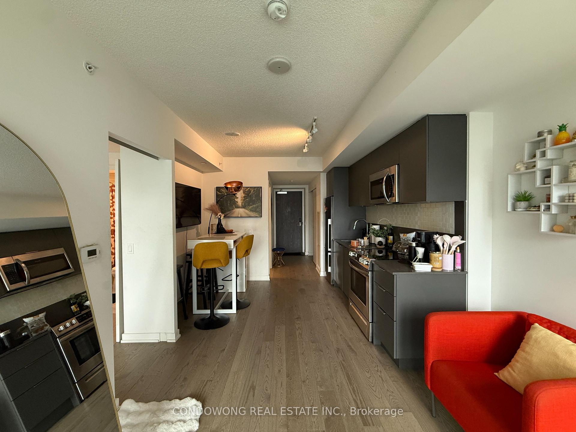 Photo 3 of Unit 1608, 25 Richmond Street E, Toronto, Church-Yonge Corridor — HOMEH