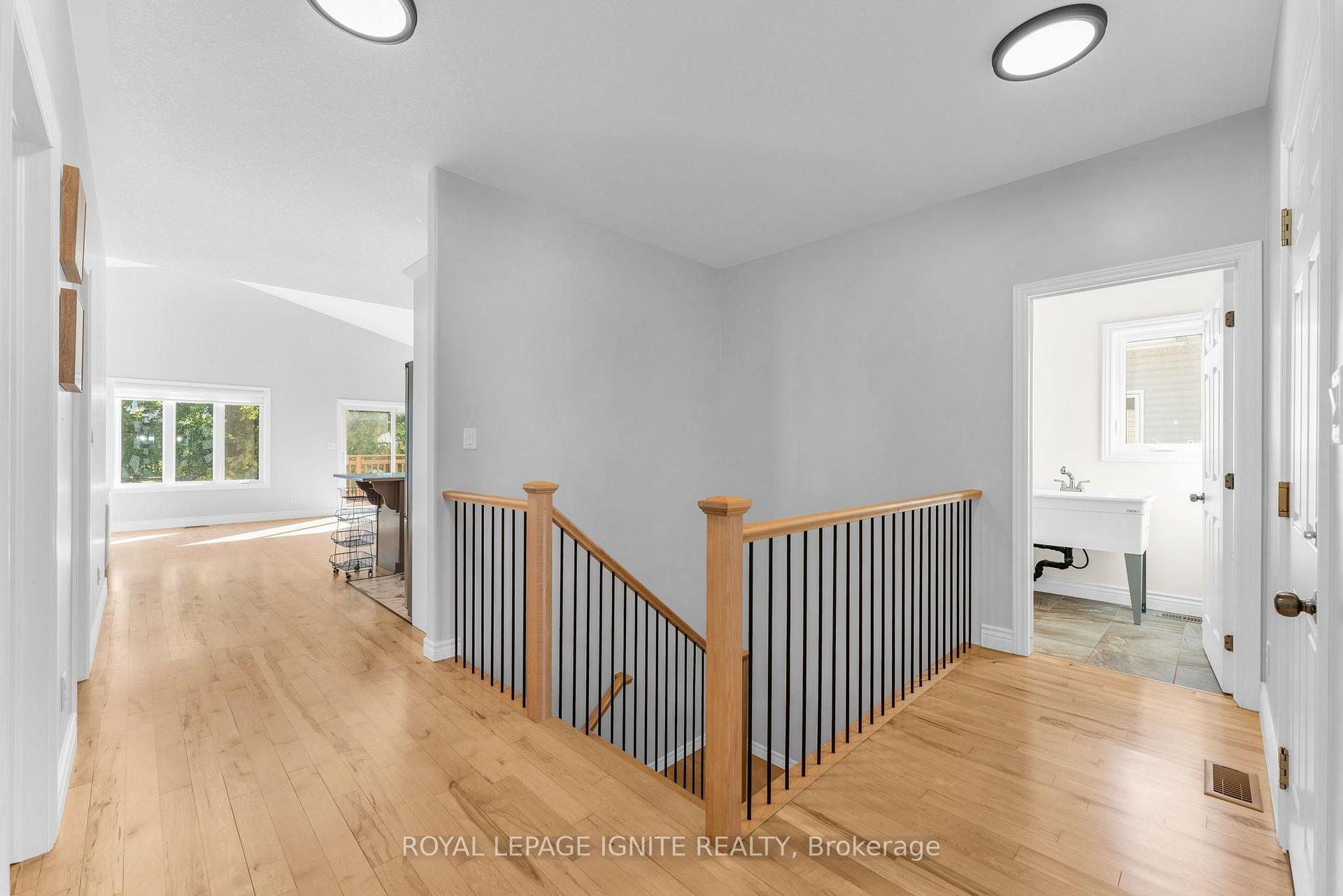 Photo 12 of 1234 Mazzolin Crescent, Kingston, City Northwest — HOMEH