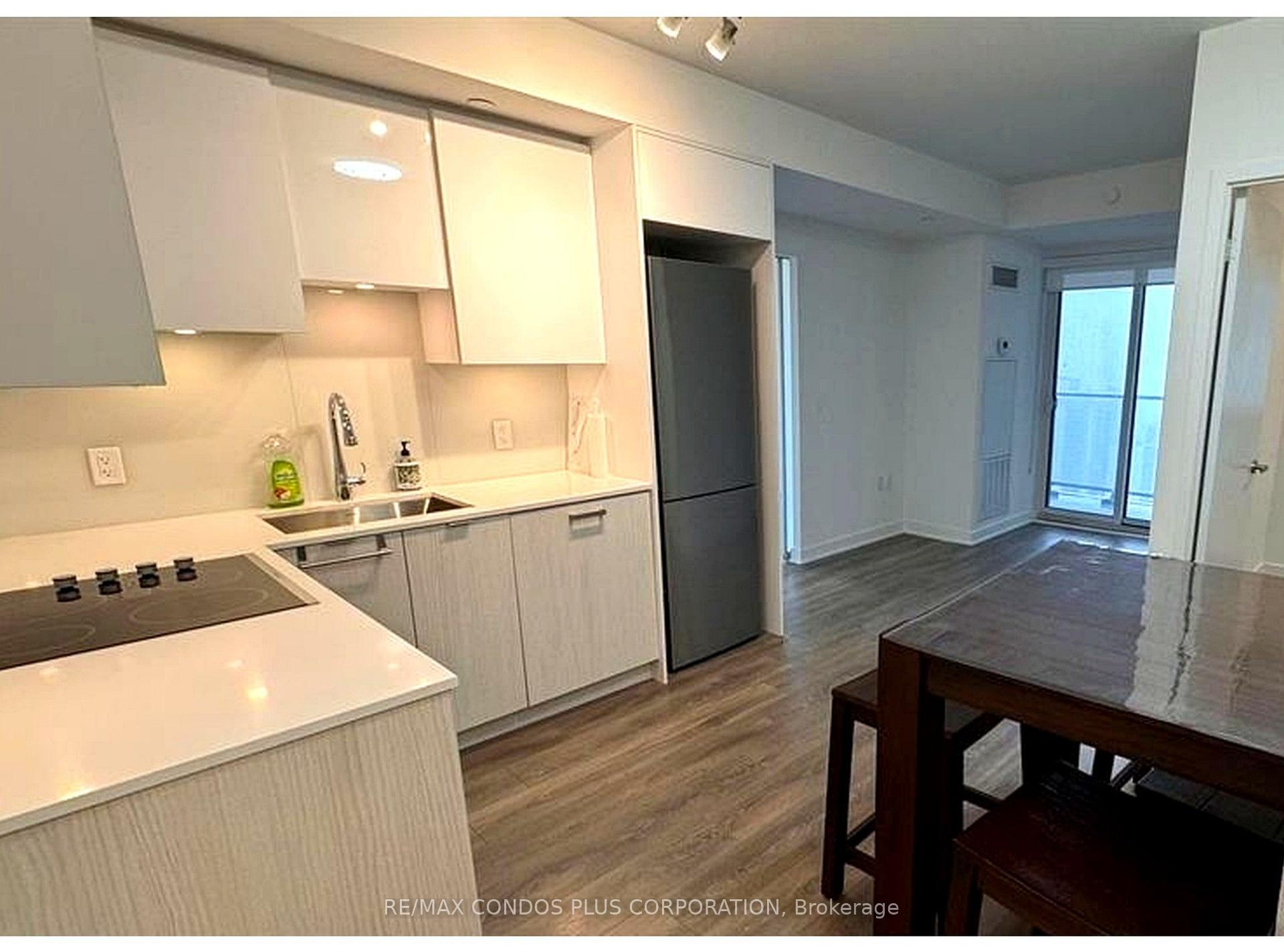 Photo of Unit 3212, 195 Redpath Avenue