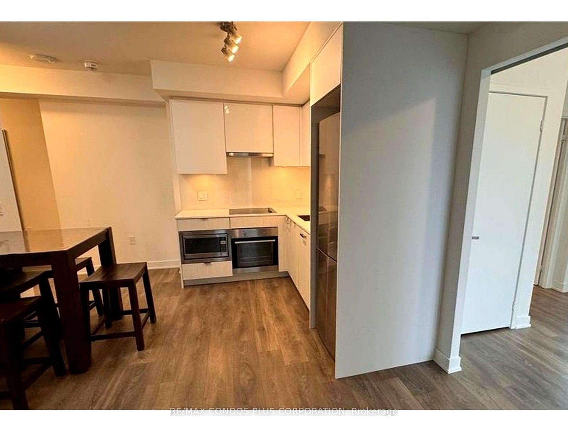 Photo 3 of Unit 3212, 195 Redpath Avenue, Toronto, Mount Pleasant West — HOMEH