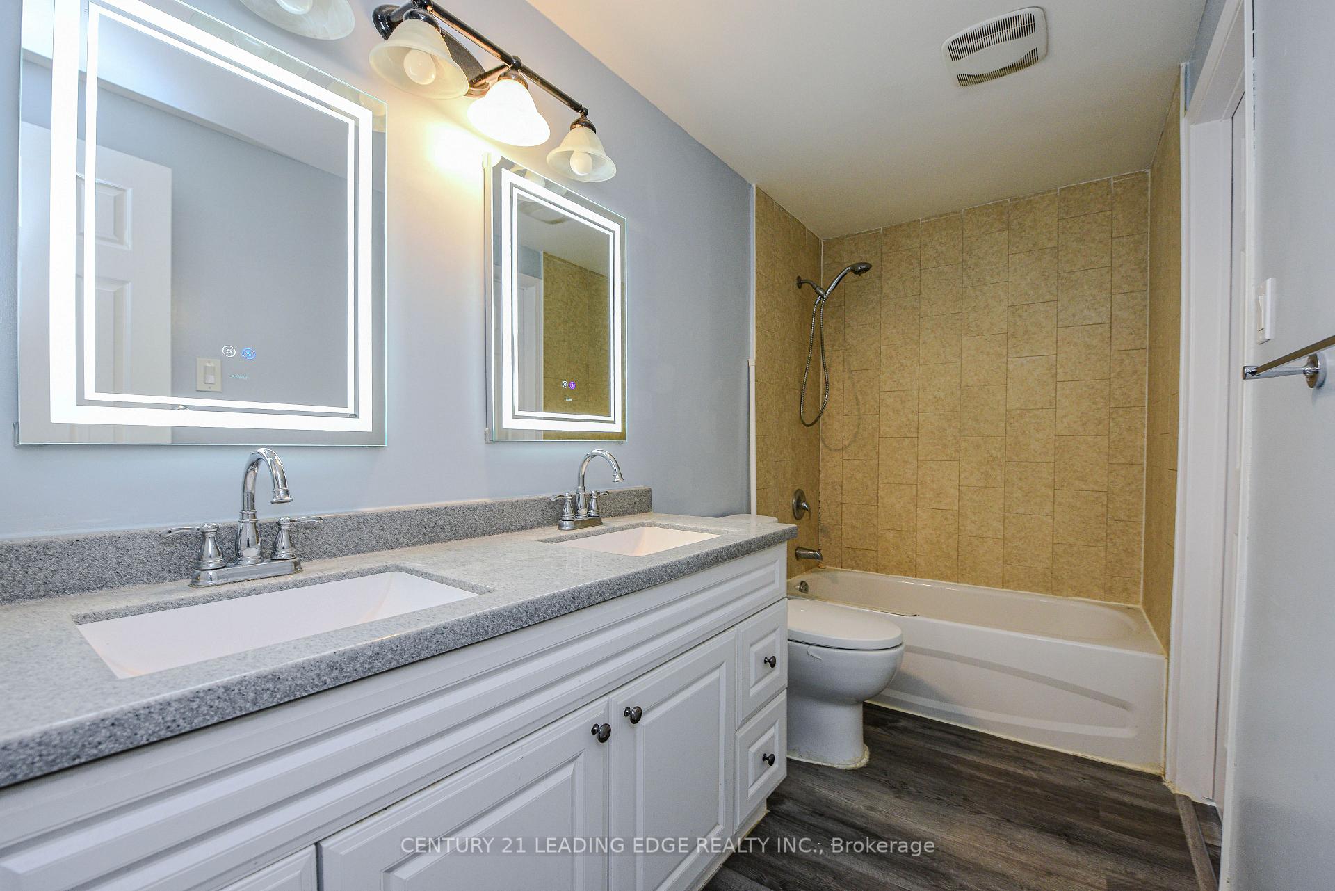 Photo 26 of 169 Hickling Trail, Barrie, Grove East — HOMEH
