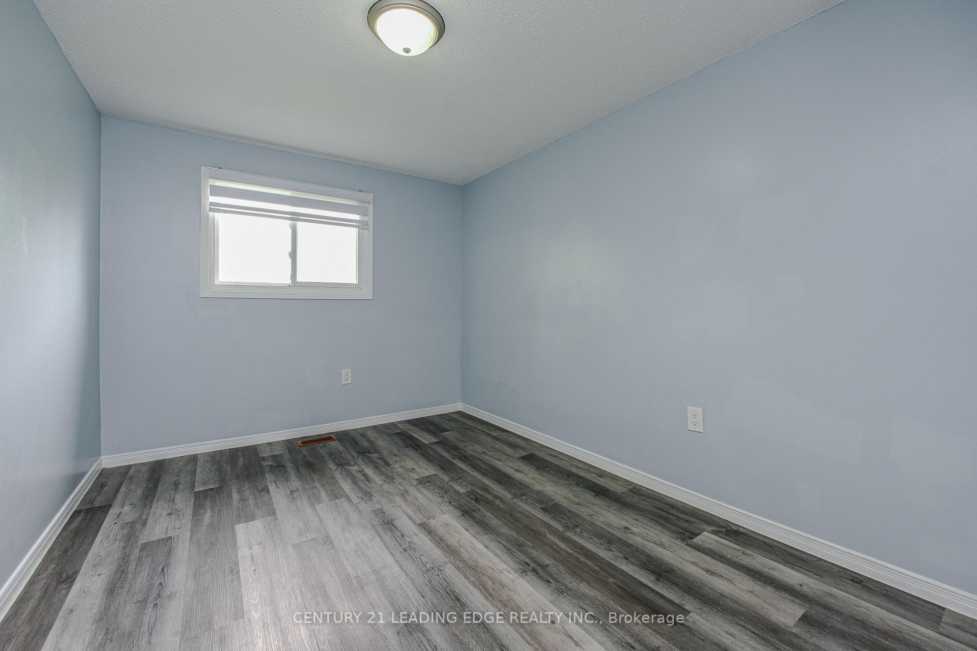 Photo 28 of 169 Hickling Trail, Barrie, Grove East — HOMEH