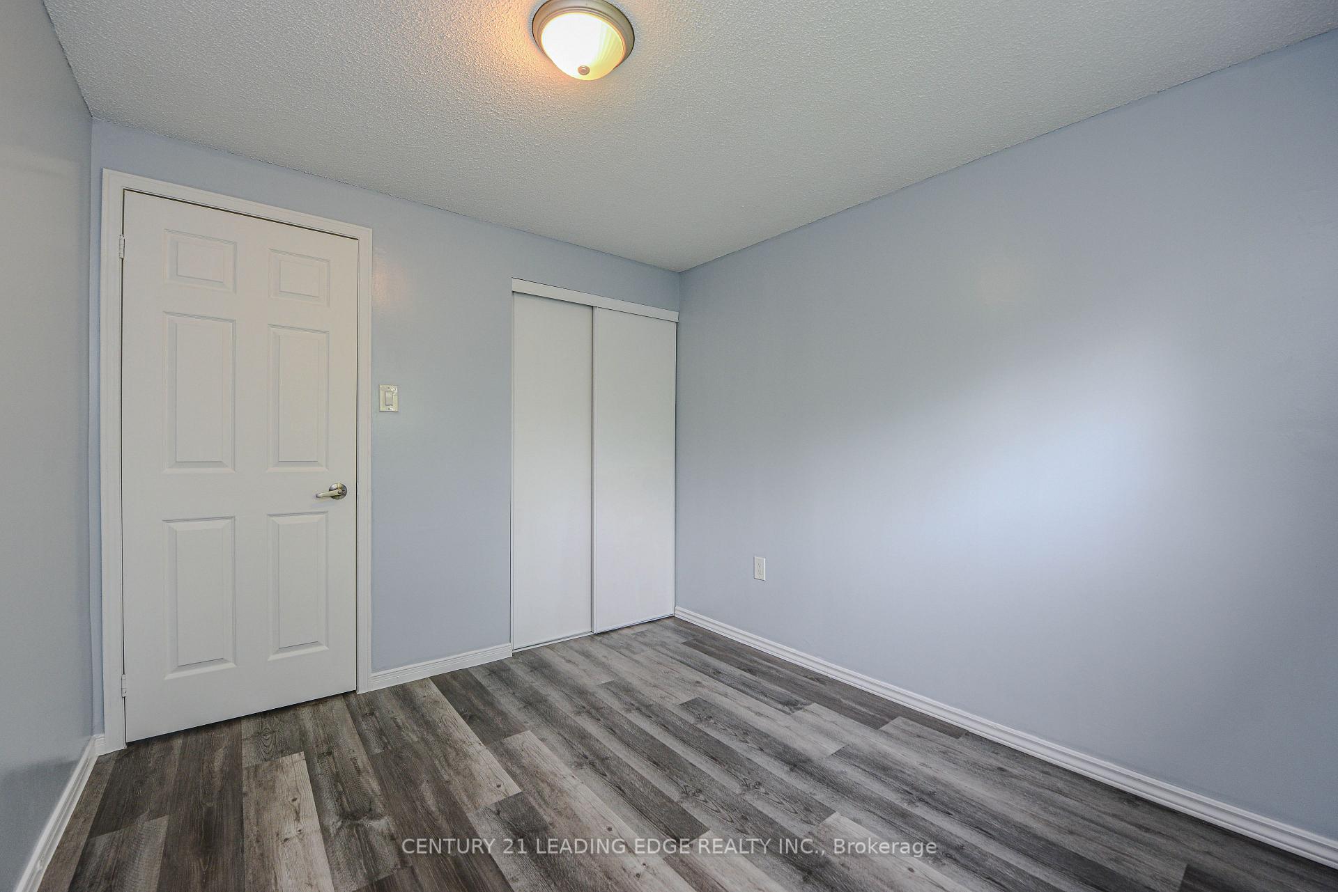 Photo 32 of 169 Hickling Trail, Barrie, Grove East — HOMEH