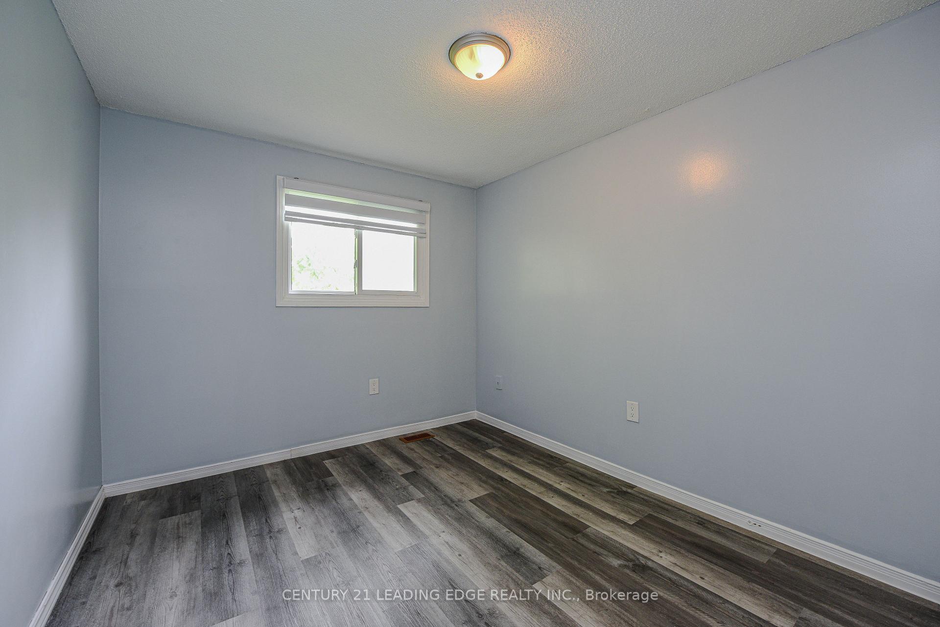 Photo 33 of 169 Hickling Trail, Barrie, Grove East — HOMEH