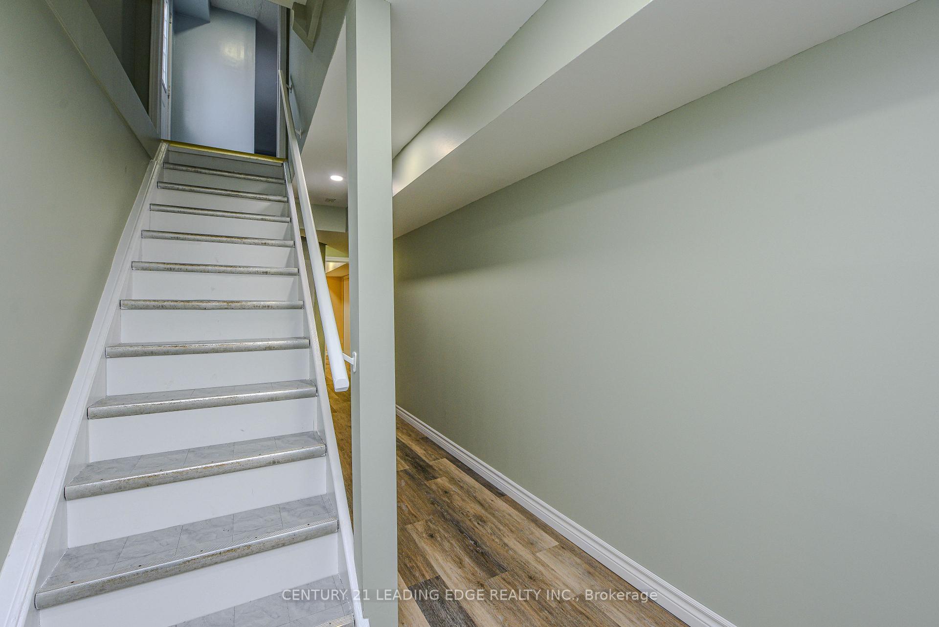 Photo 36 of 169 Hickling Trail, Barrie, Grove East — HOMEH