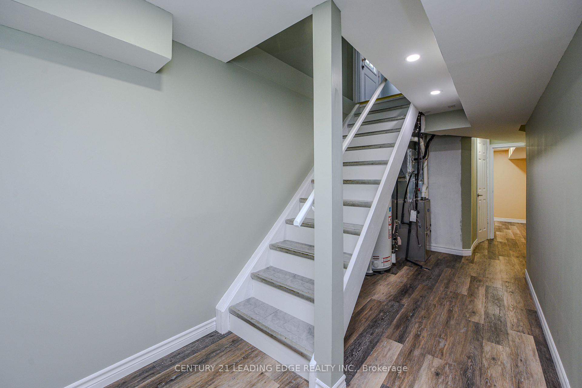 Photo 37 of 169 Hickling Trail, Barrie, Grove East — HOMEH
