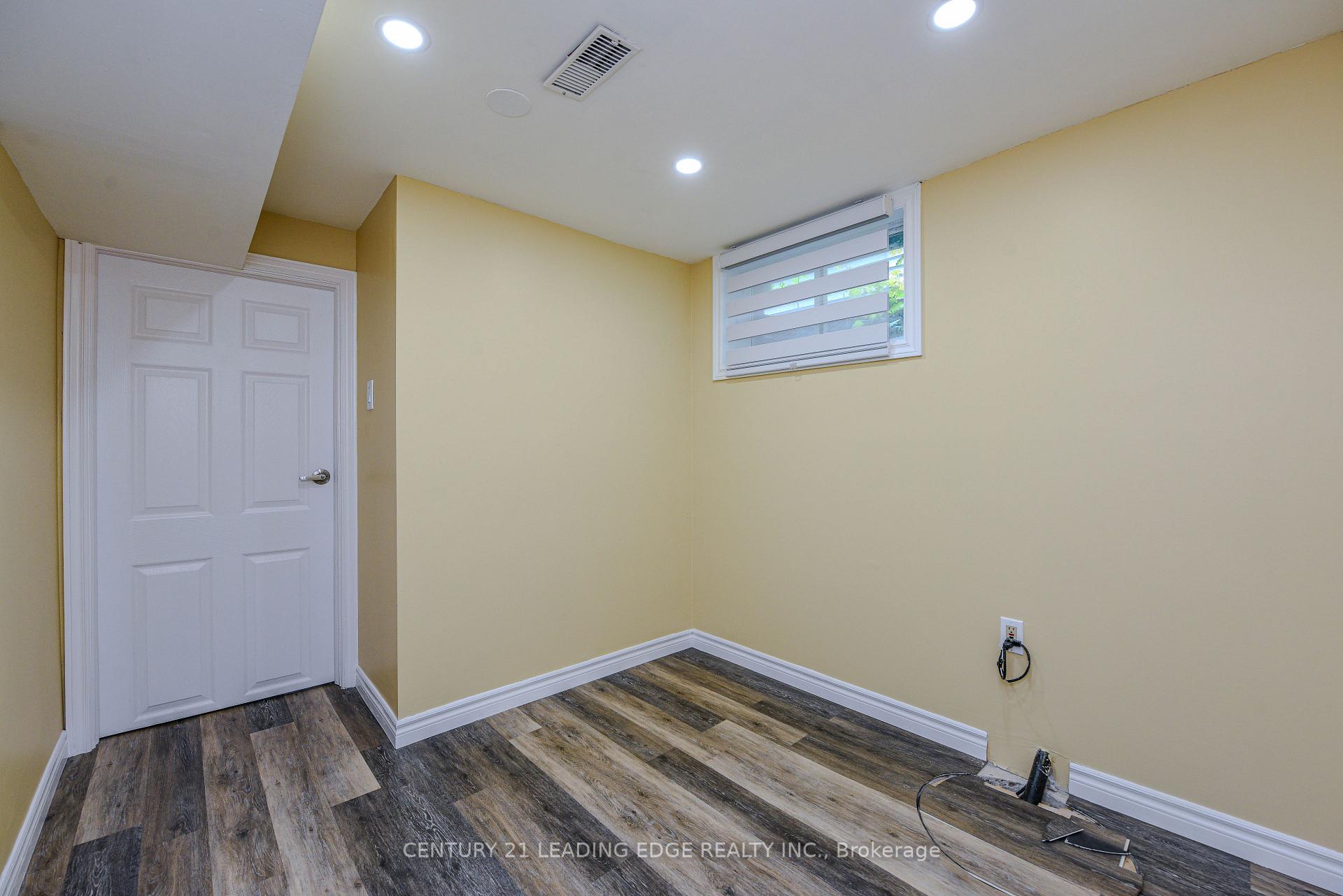 Photo 40 of 169 Hickling Trail, Barrie, Grove East — HOMEH