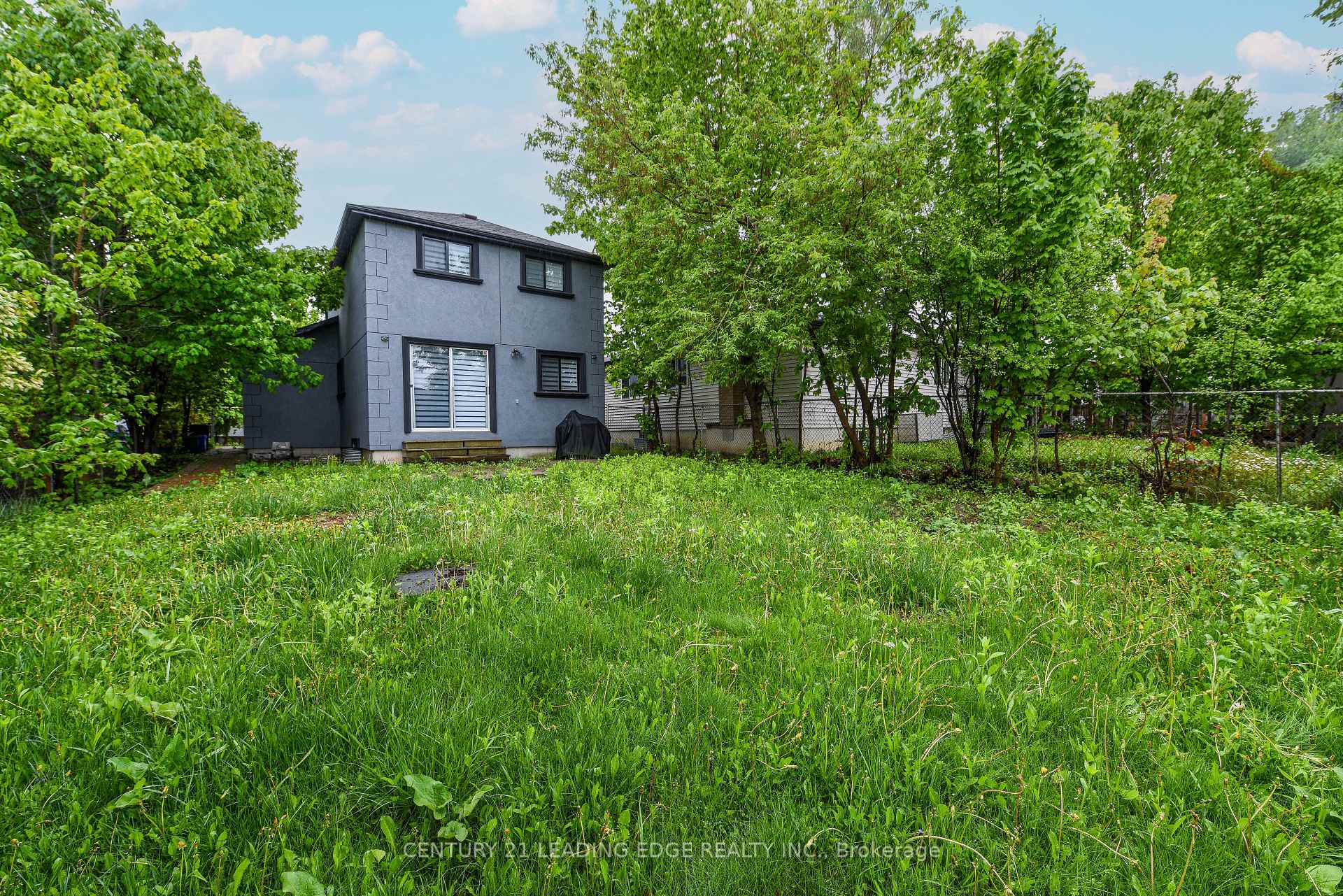 Photo 47 of 169 Hickling Trail, Barrie, Grove East — HOMEH