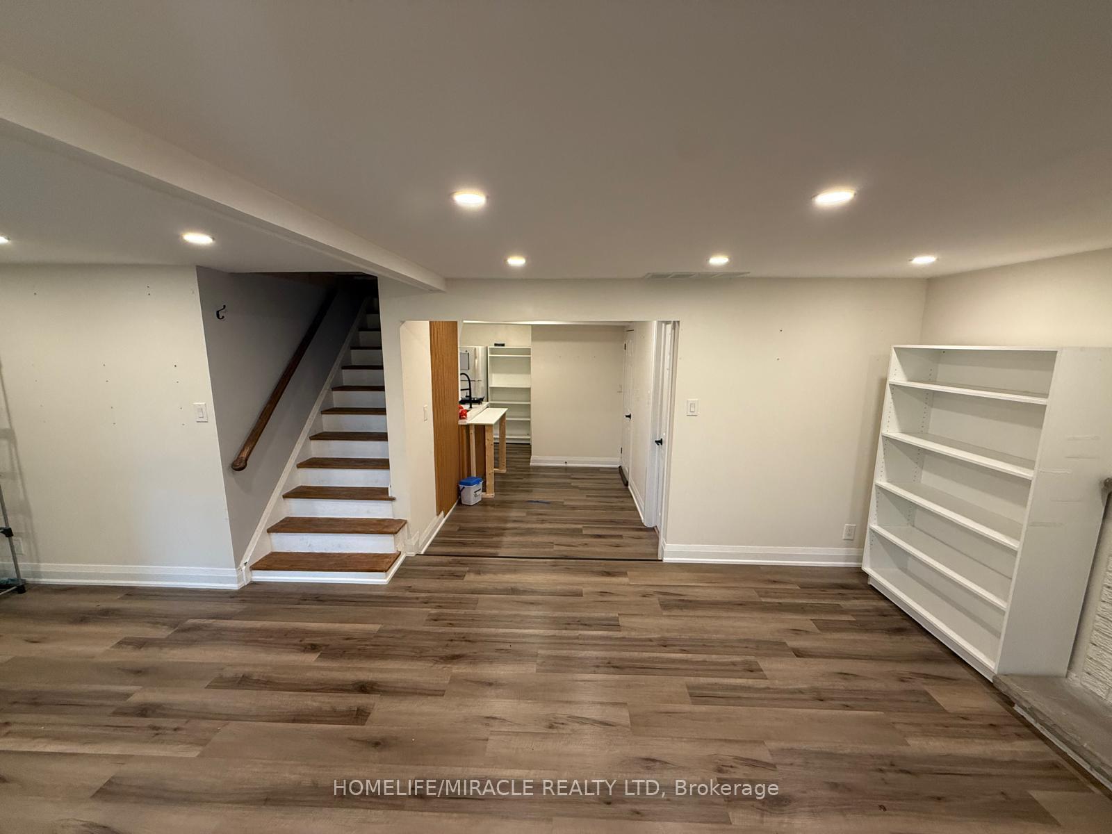 Photo of Unit Bsmt, 838 Grace Street