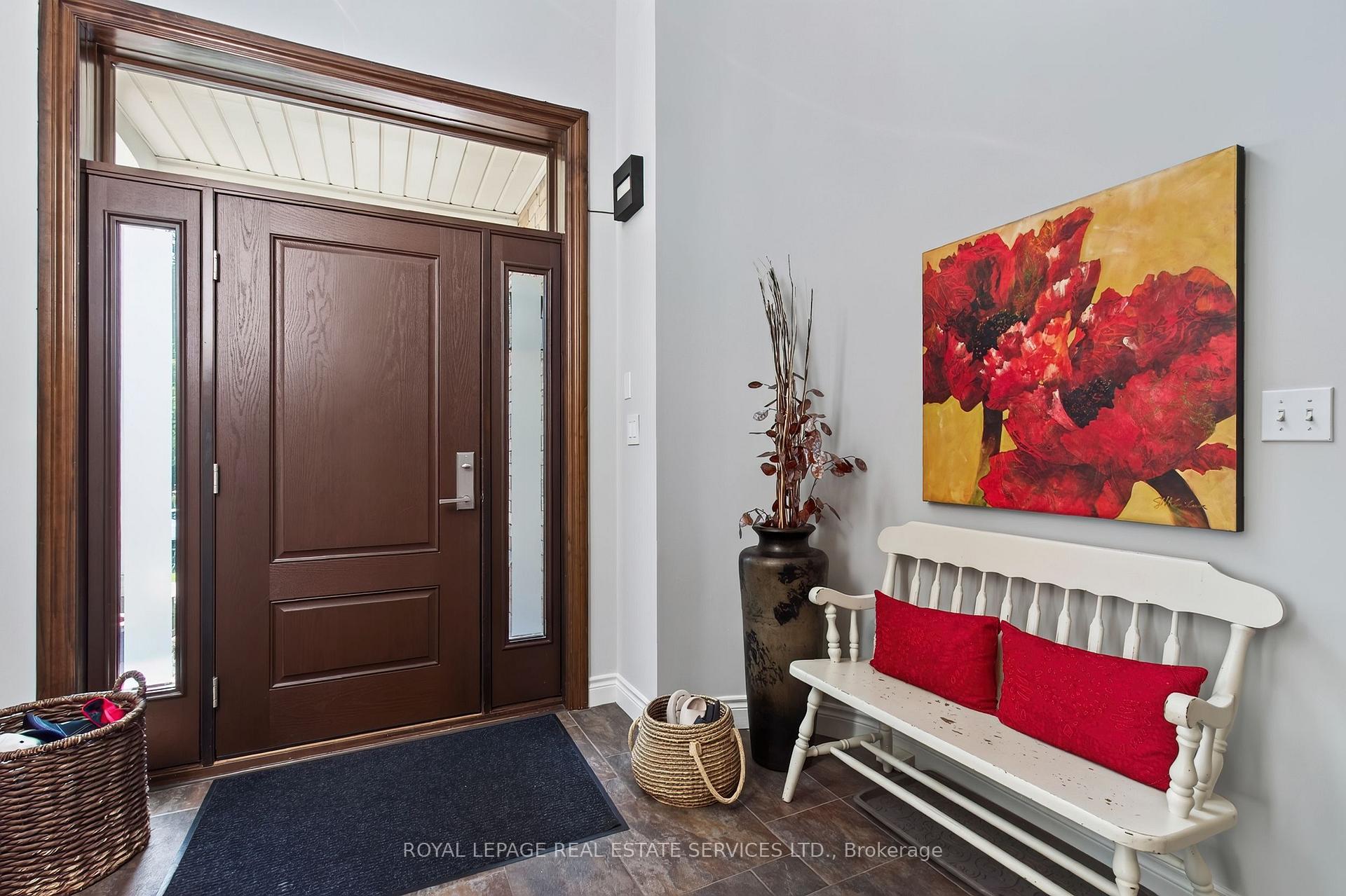 Photo 4 of 2329 Glenfield Road, Oakville, West Oak Trails — HOMEH