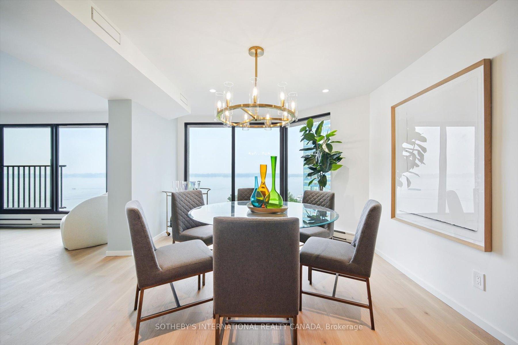 Photo 4 of Unit 1110, 65 Harbour Square, Toronto, Waterfront Communities — HOMEH