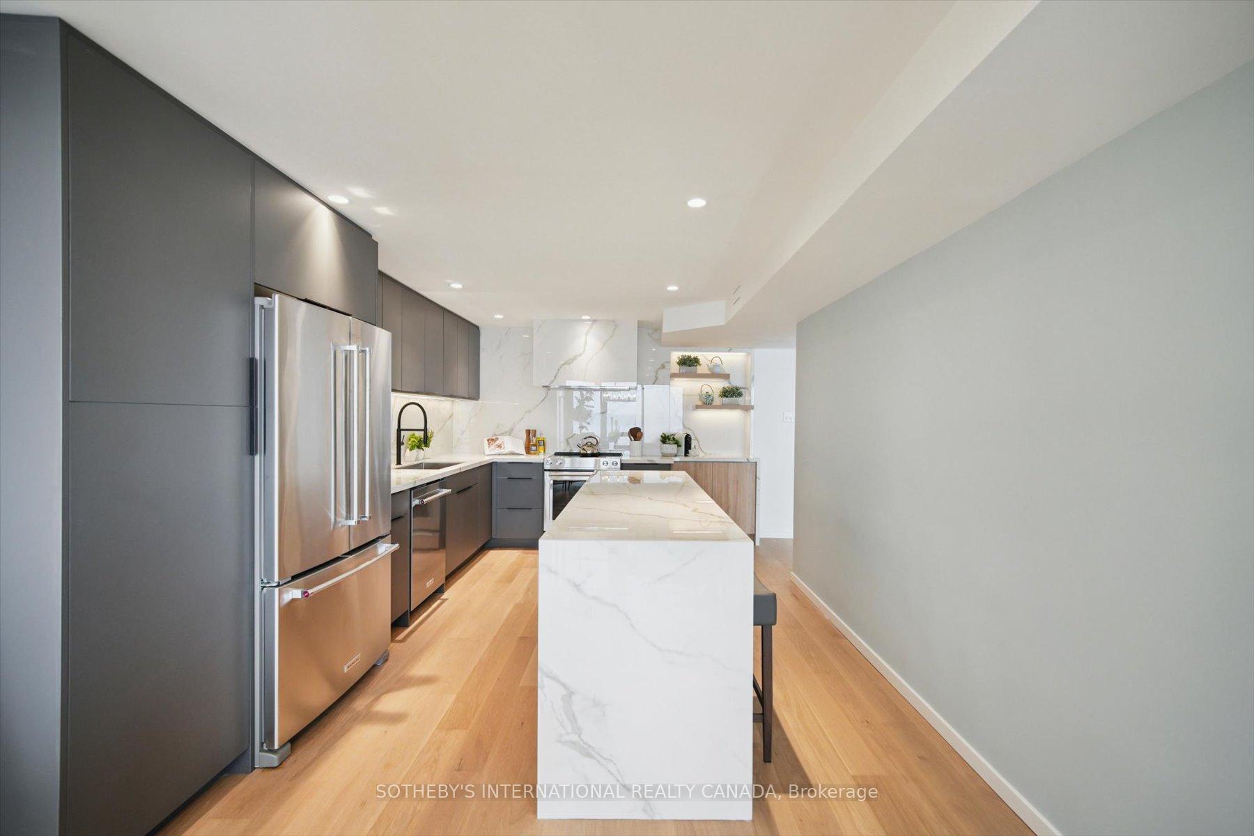 Photo 9 of Unit 1110, 65 Harbour Square, Toronto, Waterfront Communities — HOMEH