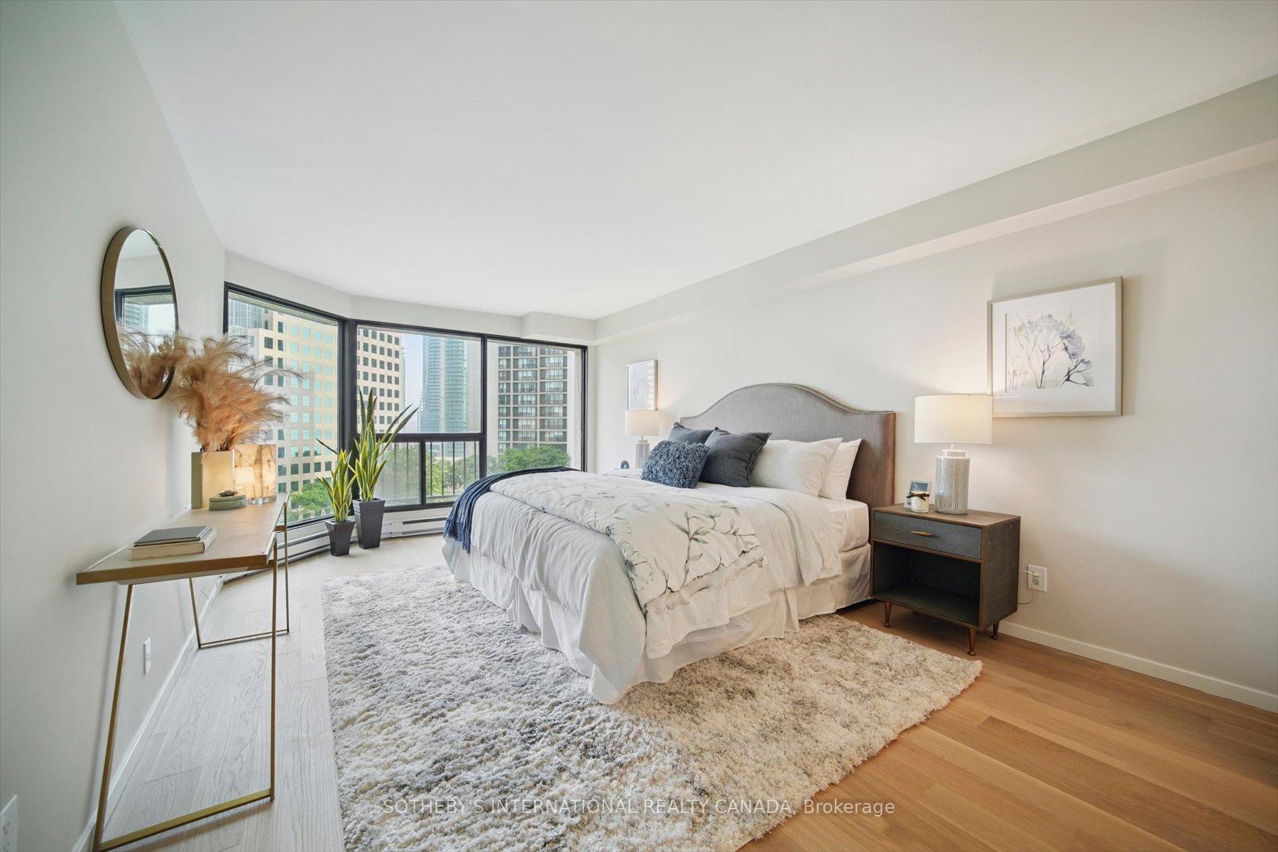 Photo 15 of Unit 1110, 65 Harbour Square, Toronto, Waterfront Communities — HOMEH