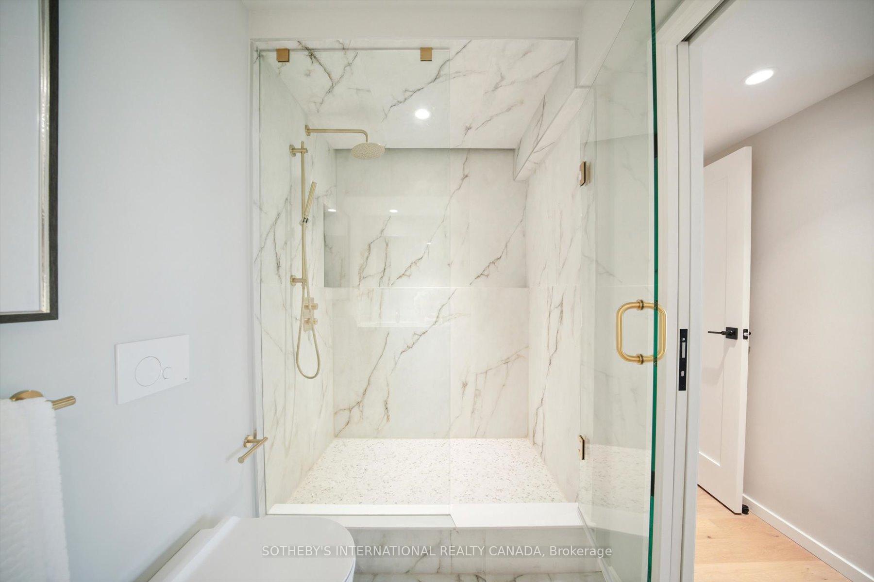 Photo 17 of Unit 1110, 65 Harbour Square, Toronto, Waterfront Communities — HOMEH