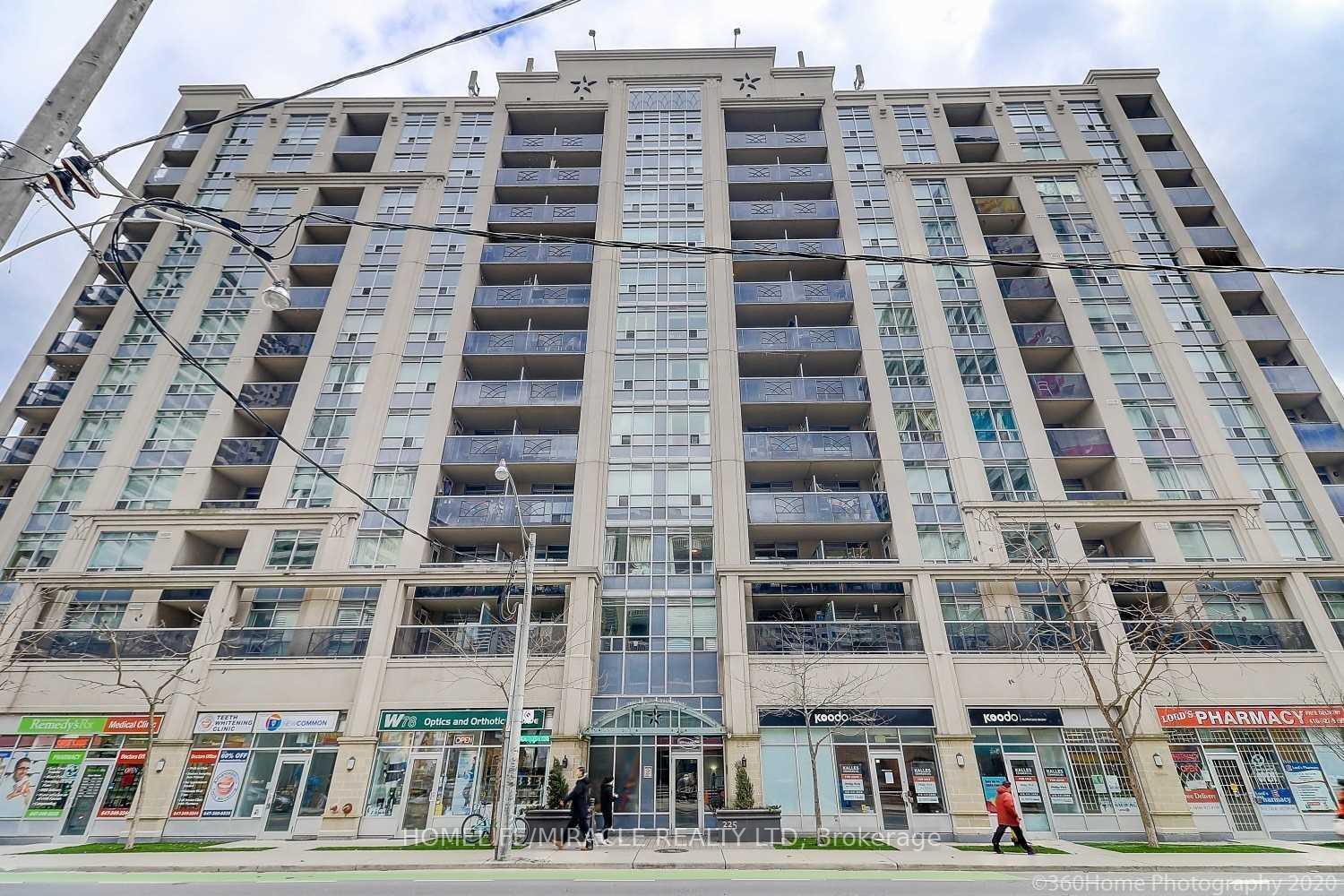 Photo of Unit 607, 225 Wellesley Street