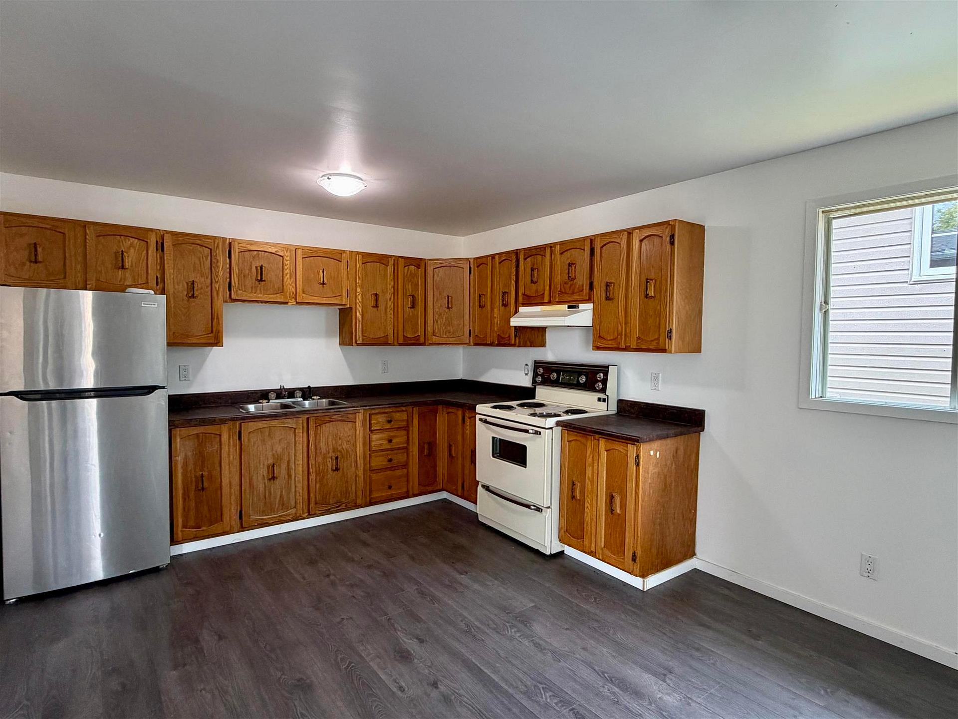 Photo 2 of 9 Lisbon Road, Elliot Lake — HOMEH