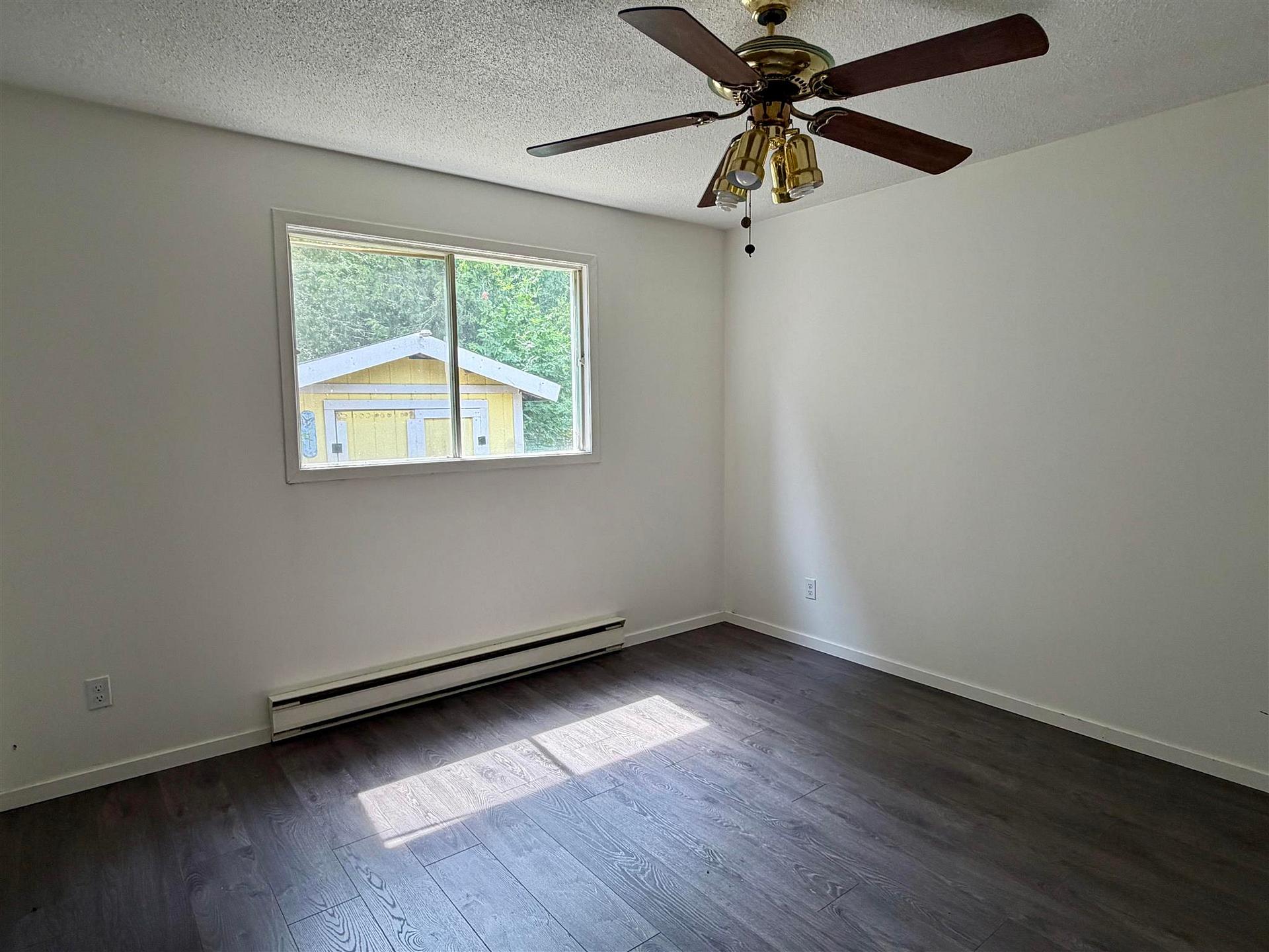 Photo 12 of 9 Lisbon Road, Elliot Lake — HOMEH