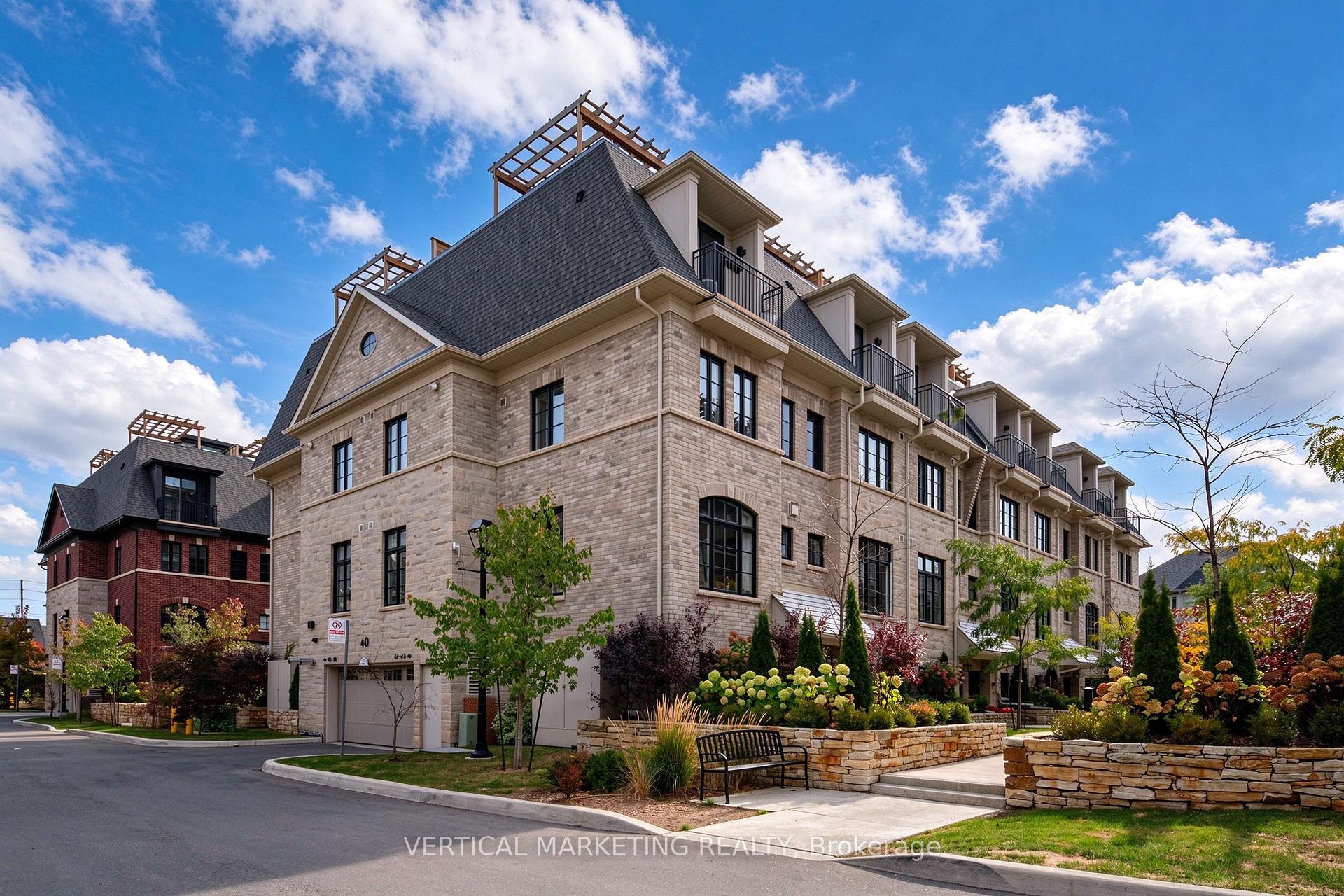 Photo 5 of Unit 72, 40 Lunar Crescent, Mississauga, Streetsville — HOMEH