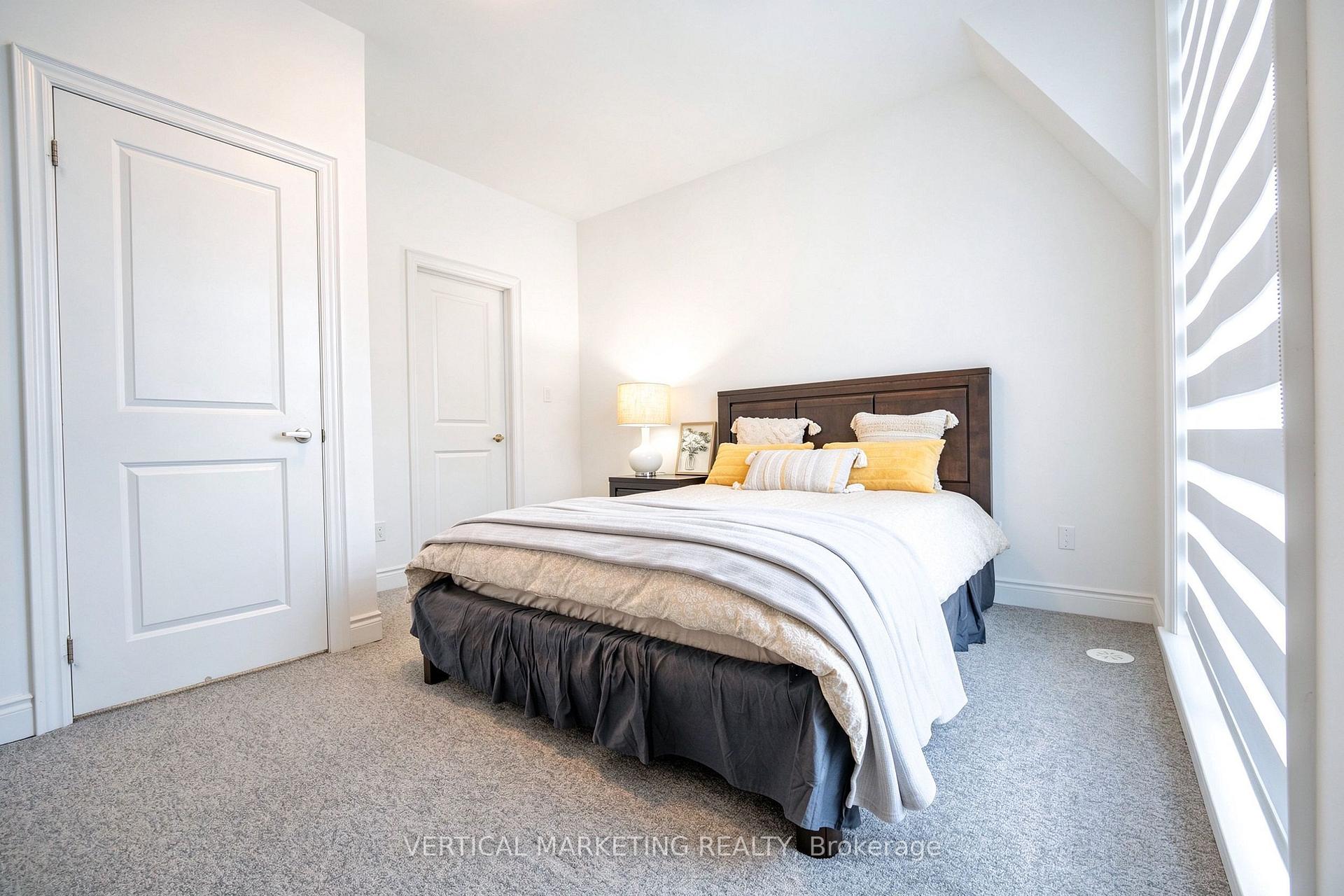 Photo 37 of Unit 72, 40 Lunar Crescent, Mississauga, Streetsville — HOMEH