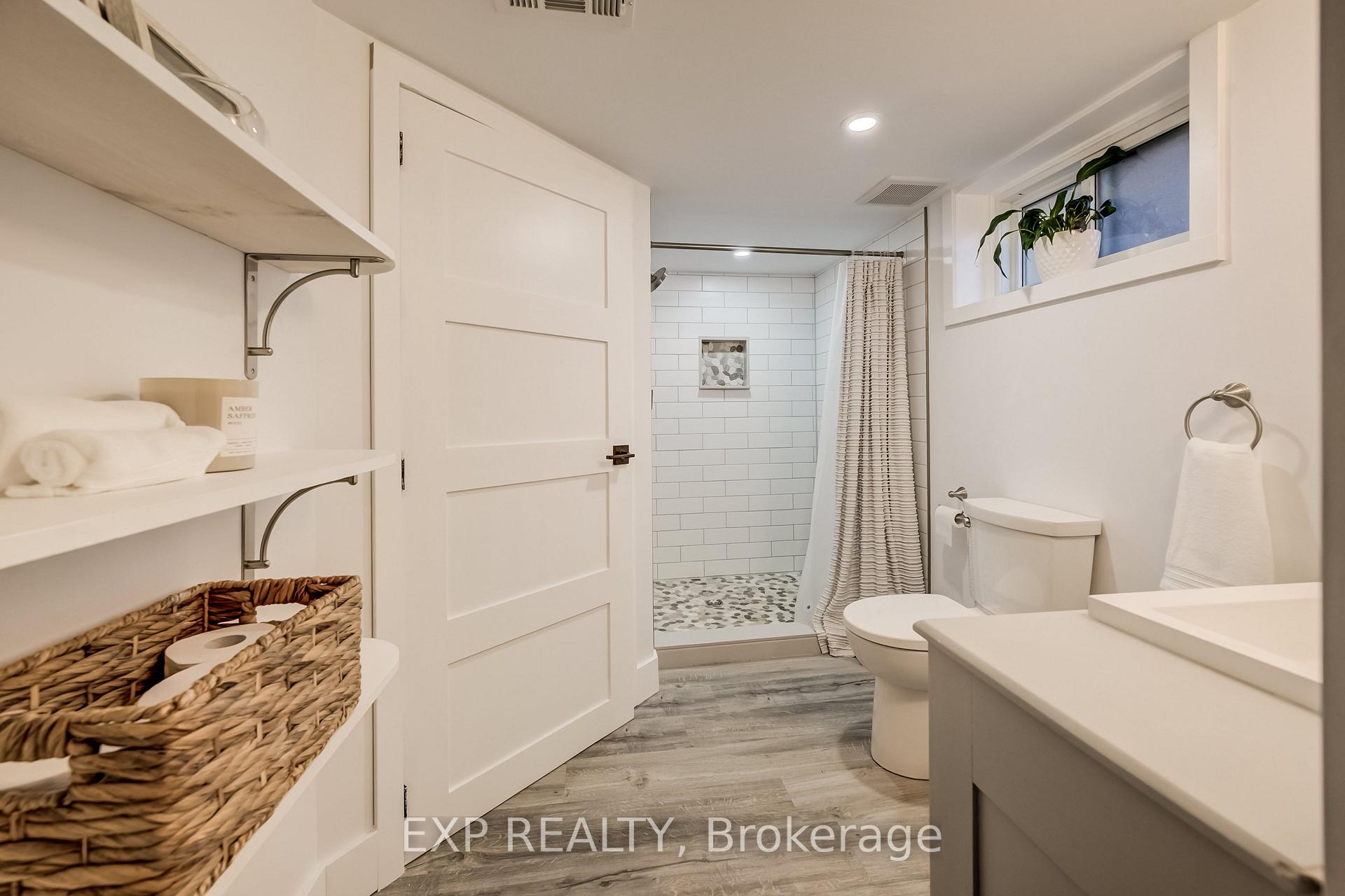Photo 26 of 36 Crestwood Avenue, Kitchener, Uptown Waterloo/North Ward — HOMEH