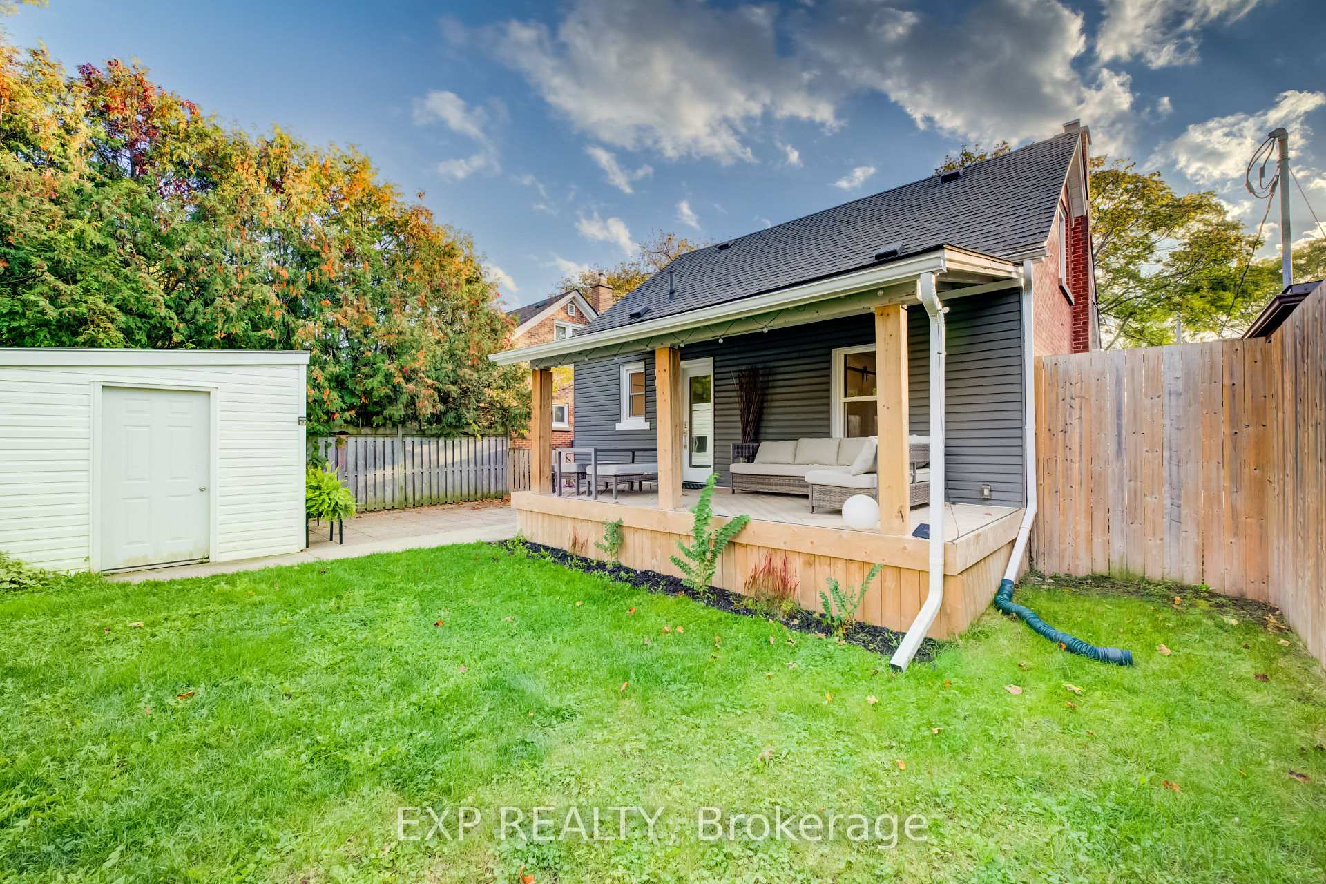 Photo 31 of 36 Crestwood Avenue, Kitchener, Uptown Waterloo/North Ward — HOMEH