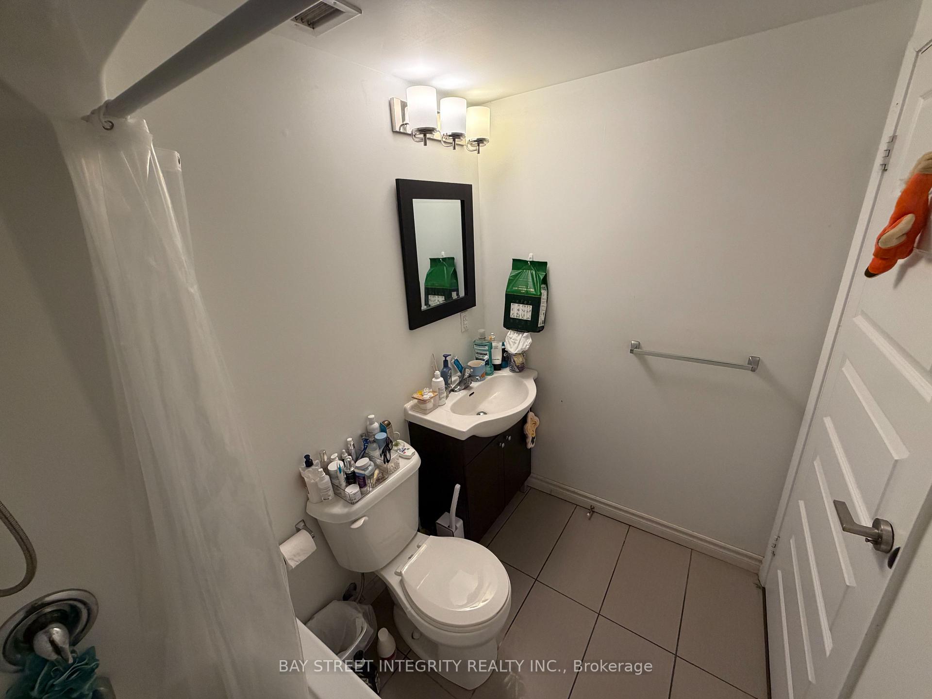 Photo 9 of 158 King Street, Waterloo, Downtown Waterloo — HOMEH