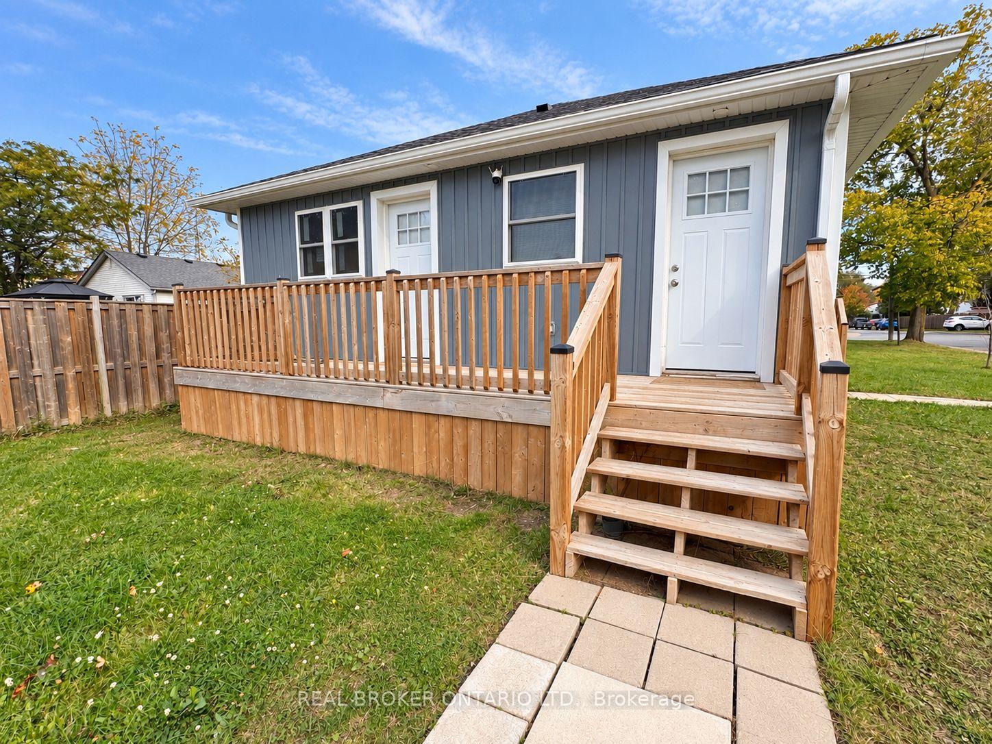 Photo 1 of Unit Unit B, 15 Keele Street, St. Catharines, Burleigh Hill — HOMEH