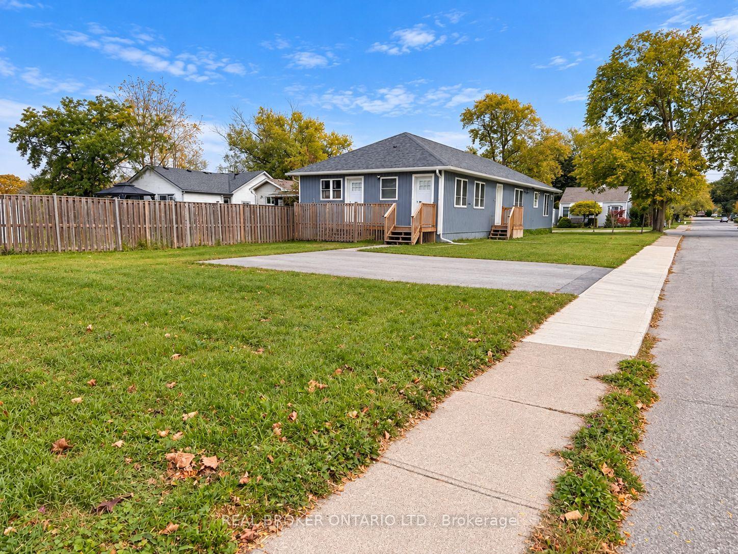 Photo 29 of Unit Unit B, 15 Keele Street, St. Catharines, Burleigh Hill — HOMEH