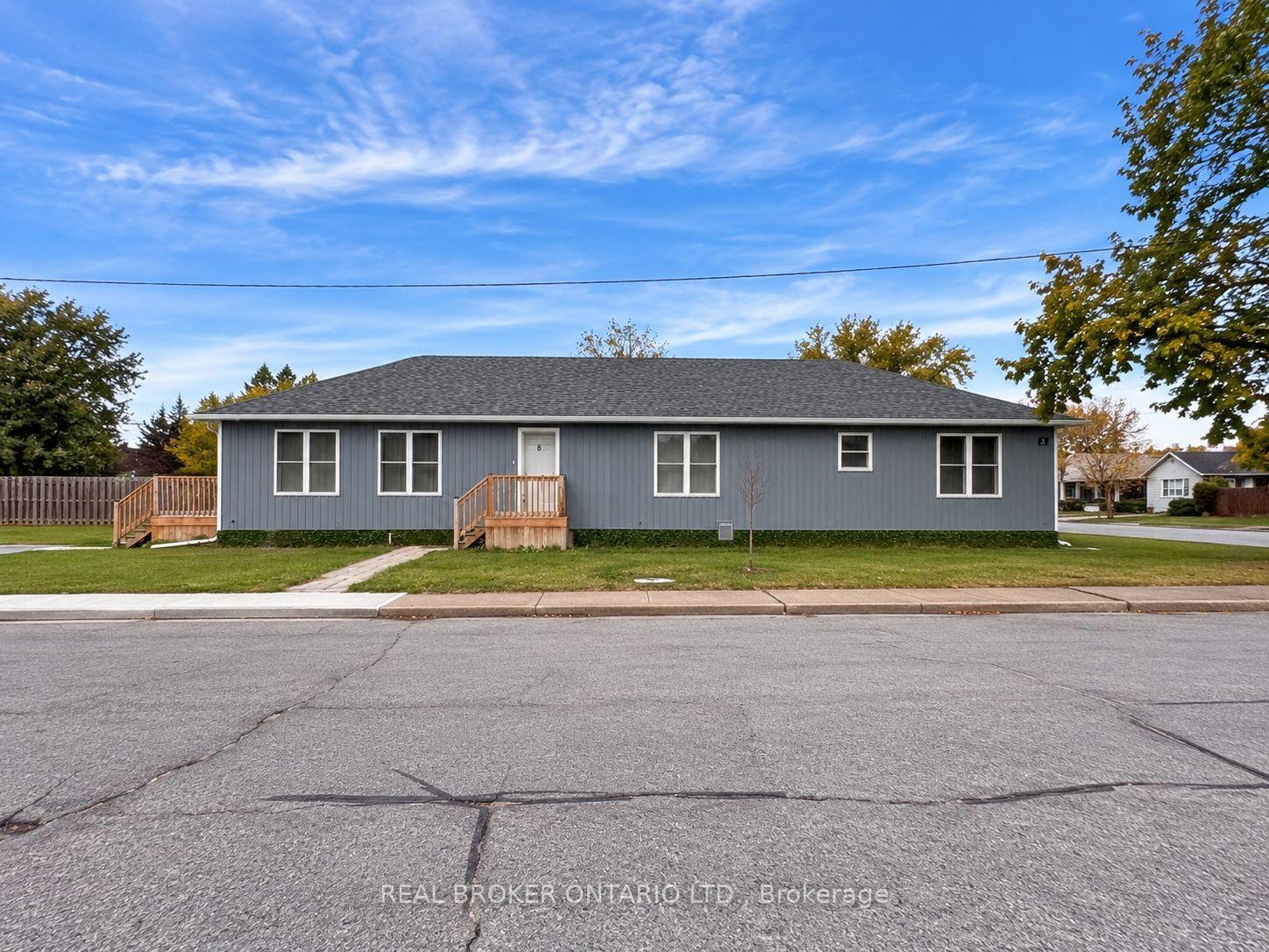 Photo 34 of Unit Unit B, 15 Keele Street, St. Catharines, Burleigh Hill — HOMEH