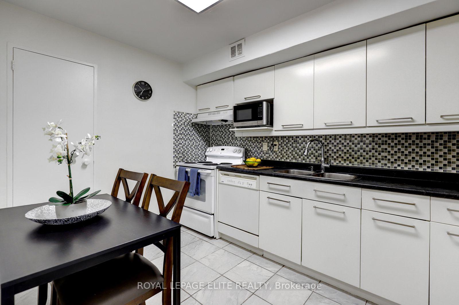 Photo 12 of Unit 250, 2 Valhalla Inn Road, Etobicoke, Islington-City Centre West — HOMEH