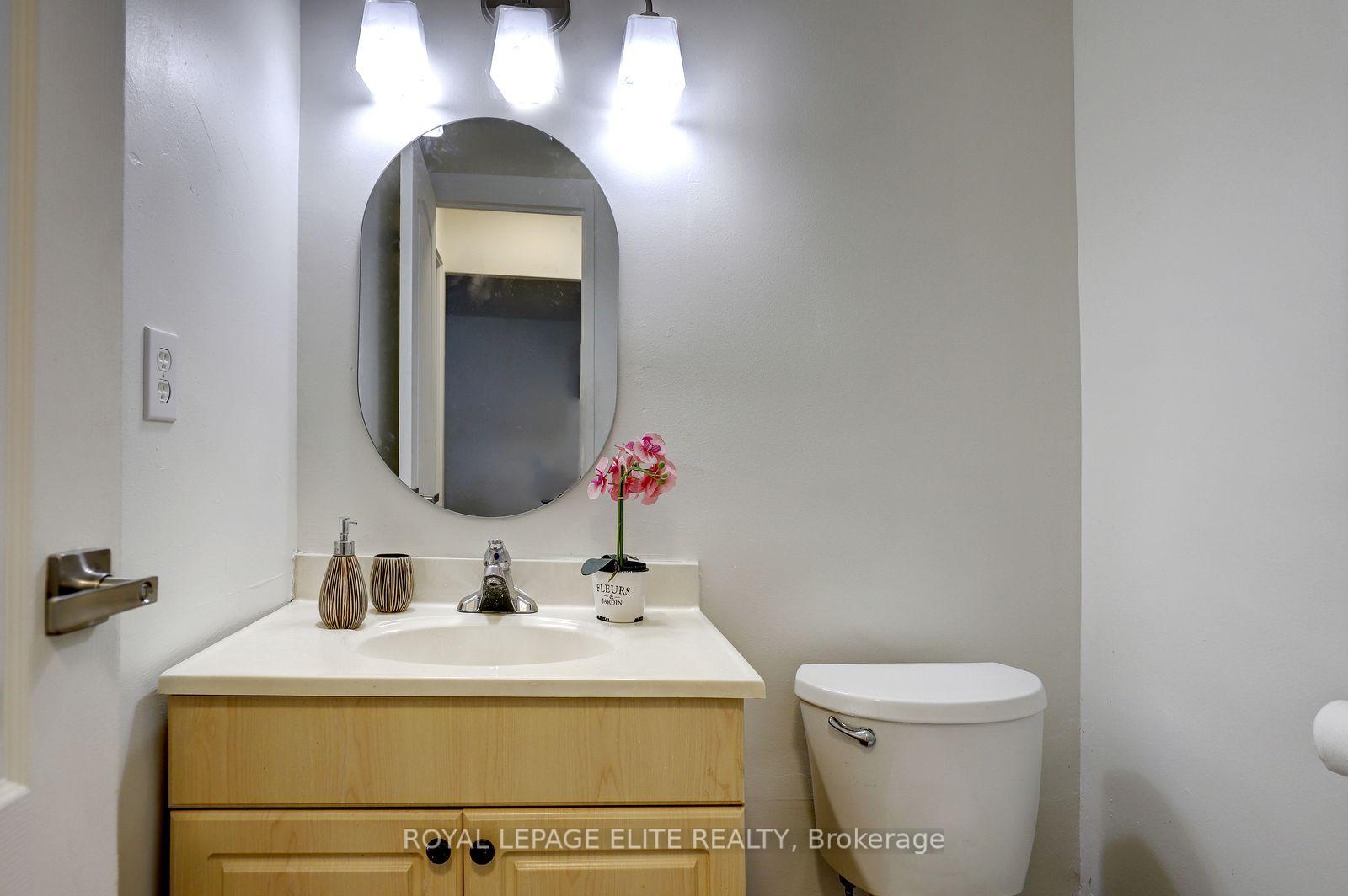 Photo 15 of Unit 250, 2 Valhalla Inn Road, Etobicoke, Islington-City Centre West — HOMEH