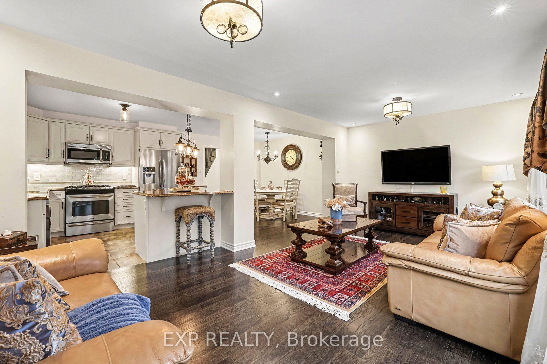 Photo 10 of 428 White Arctic Avenue, Ottawa, Barrhaven - Half Moon Bay — HOMEH