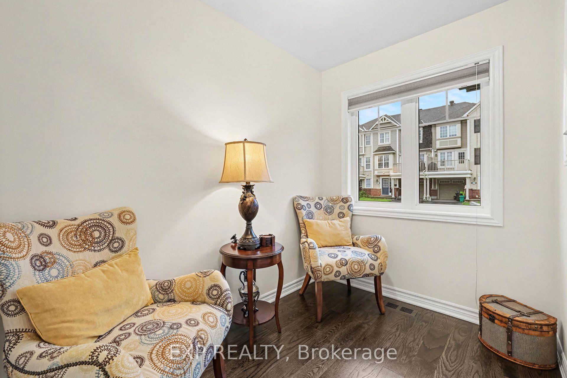 Photo 18 of 428 White Arctic Avenue, Ottawa, Barrhaven - Half Moon Bay — HOMEH