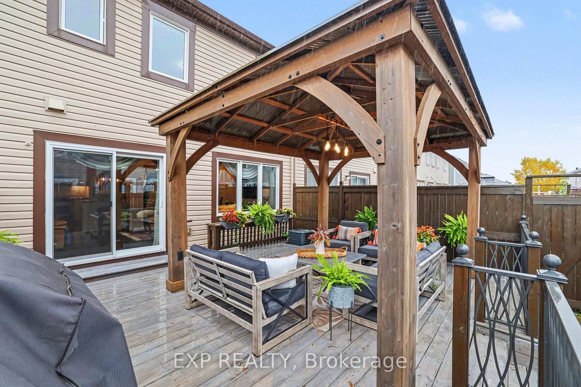 Photo 33 of 428 White Arctic Avenue, Ottawa, Barrhaven - Half Moon Bay — HOMEH