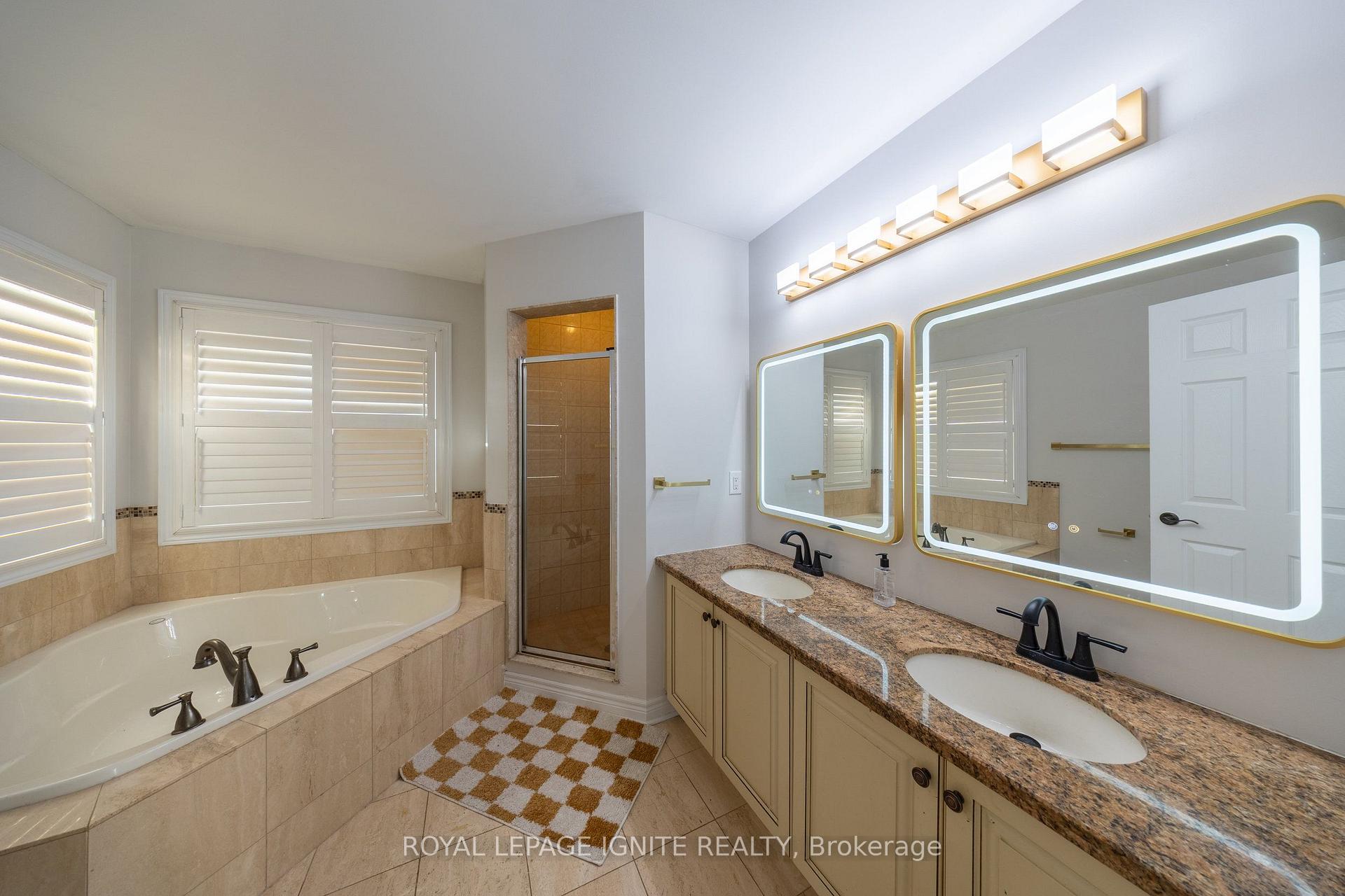Photo 23 of 96 Maverick Crescent, Vaughan, Patterson — HOMEH