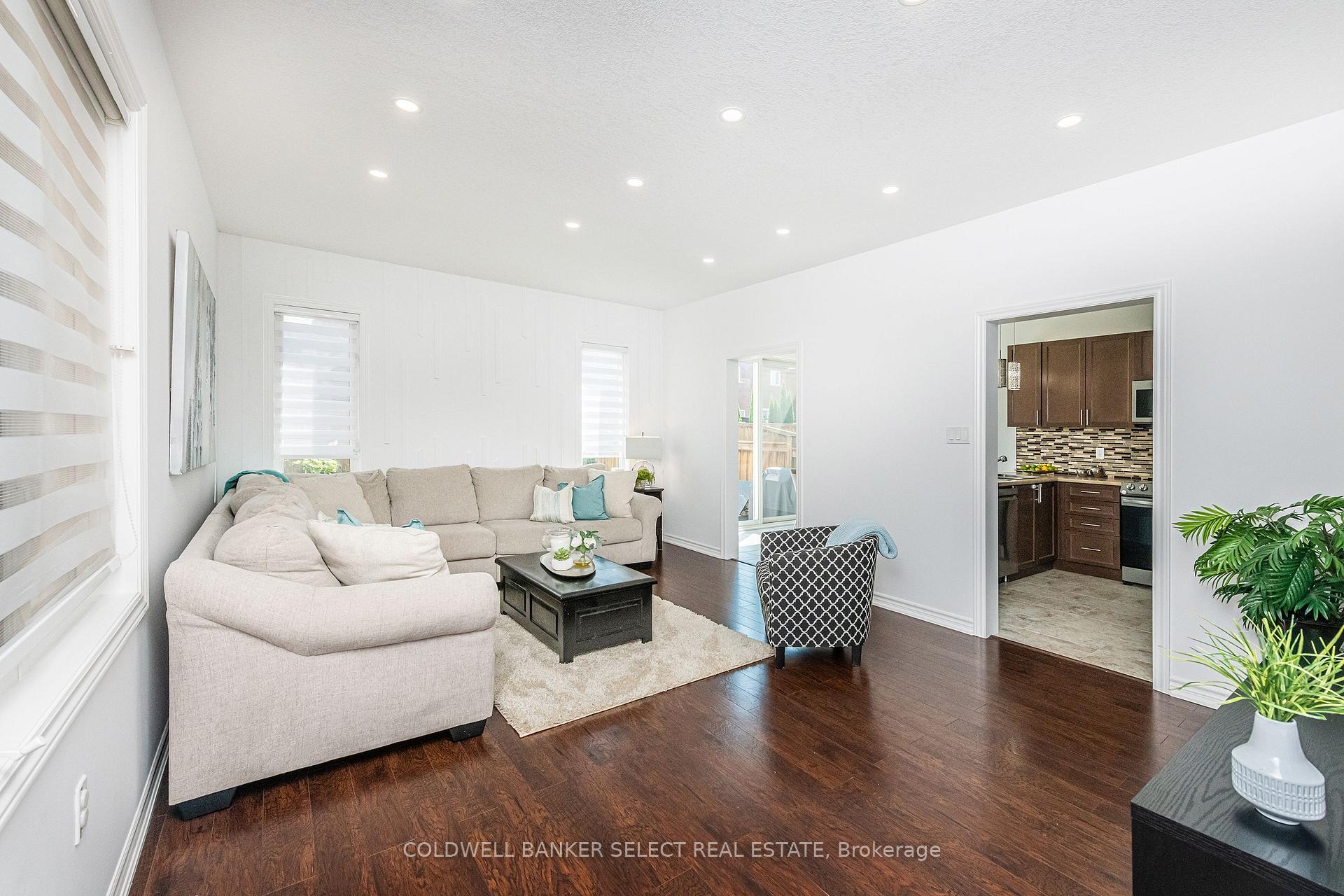 Photo 7 of 45 Holt Drive, New Tecumseth, Alliston — HOMEH