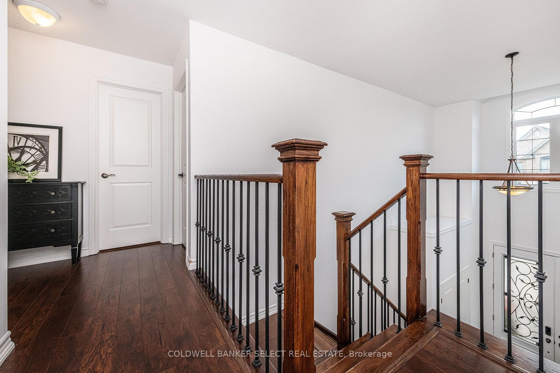 Photo 20 of 45 Holt Drive, New Tecumseth, Alliston — HOMEH